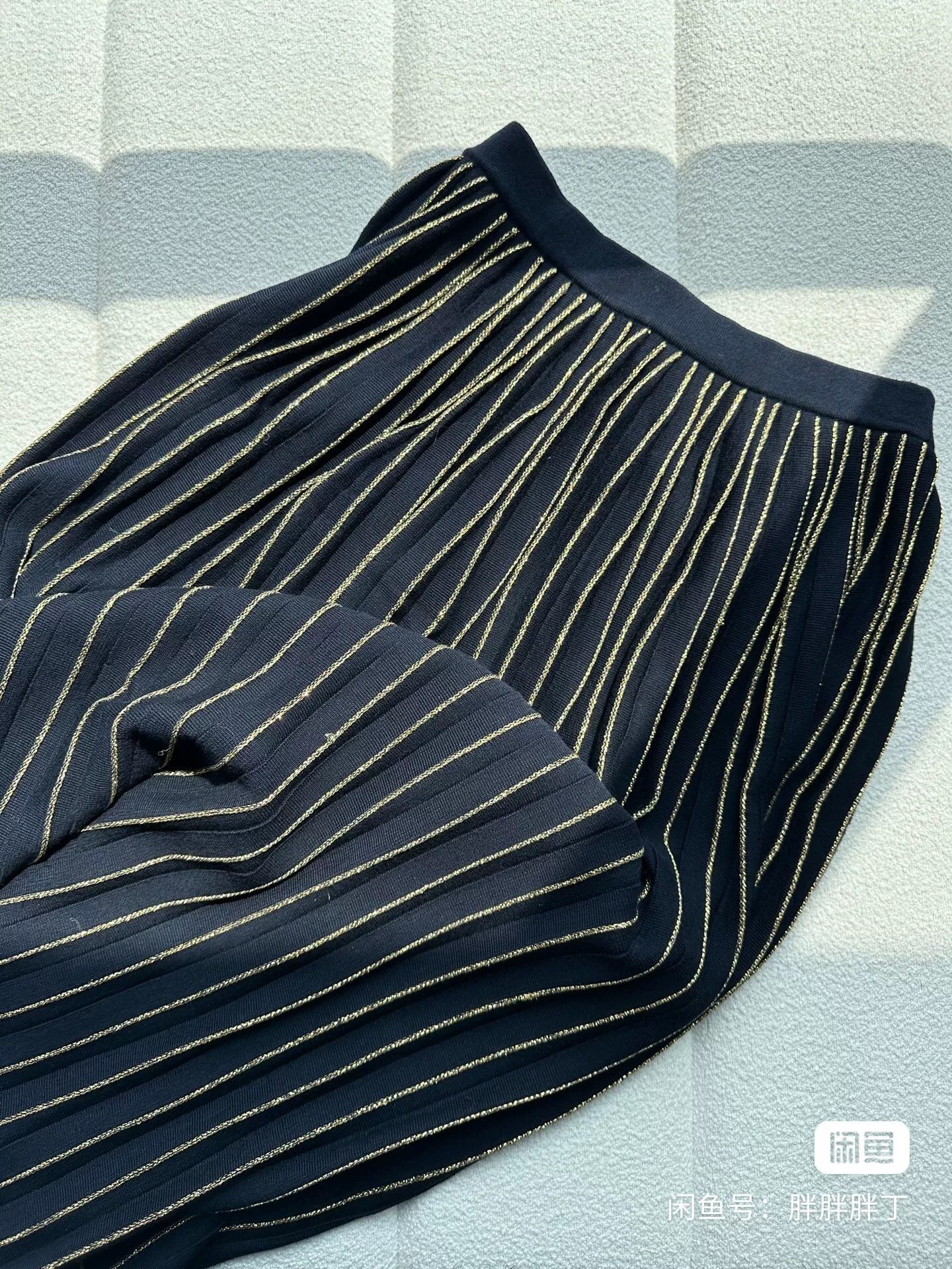 Gucci Gucci Women's Wool Pleated Long Skirt Size 25" / US 0 / IT 36 - 5 Thumbnail