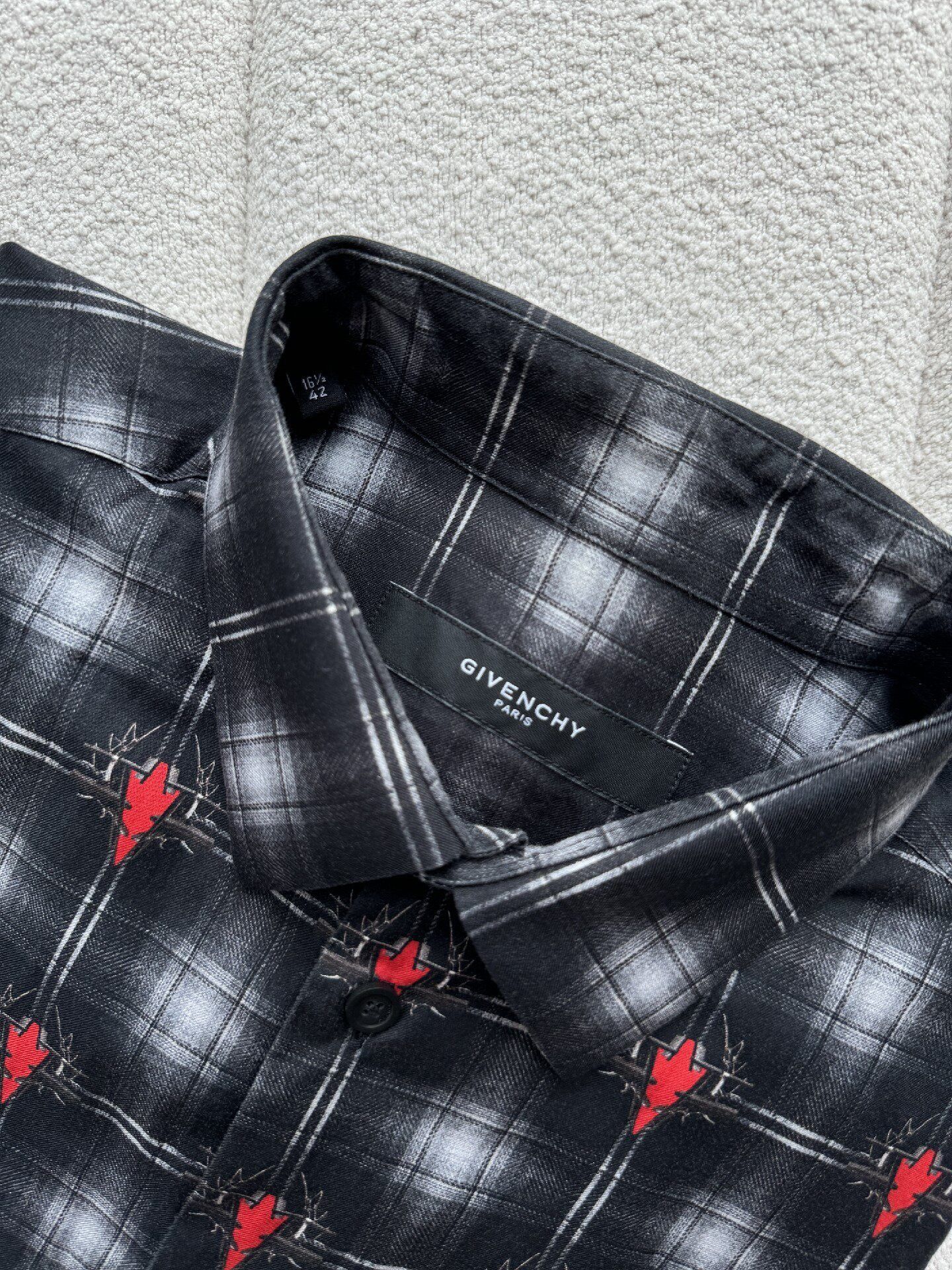 Givenchy Givenchy Men's Plaid Print Shirt Size US XS / EU 42 / 0 - 5 Thumbnail