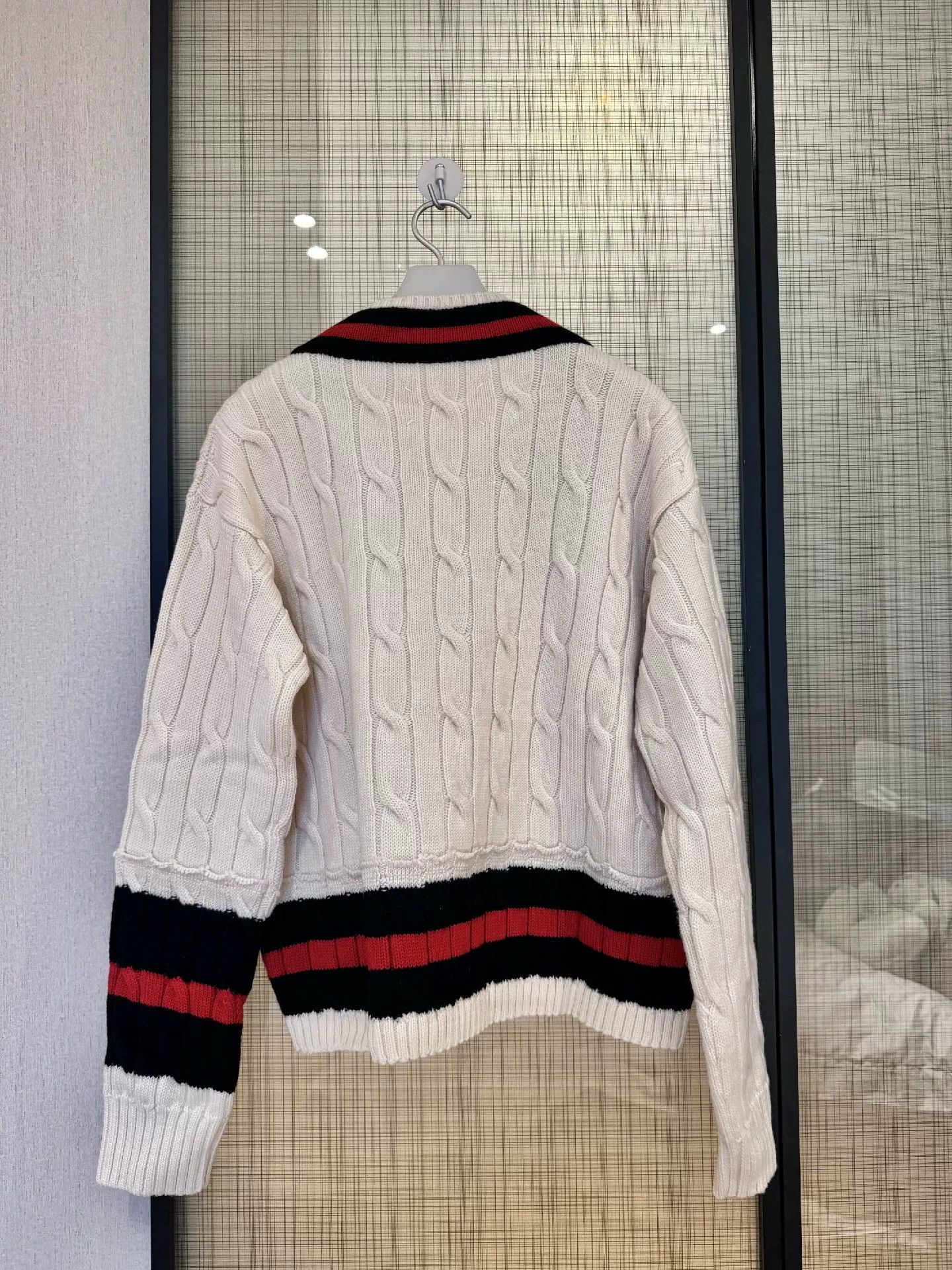 Maison Margiela Maison Margiela White V-Neck Oversized Sweater Size US S / EU 44-46 / 1 - 2 Thumbnail