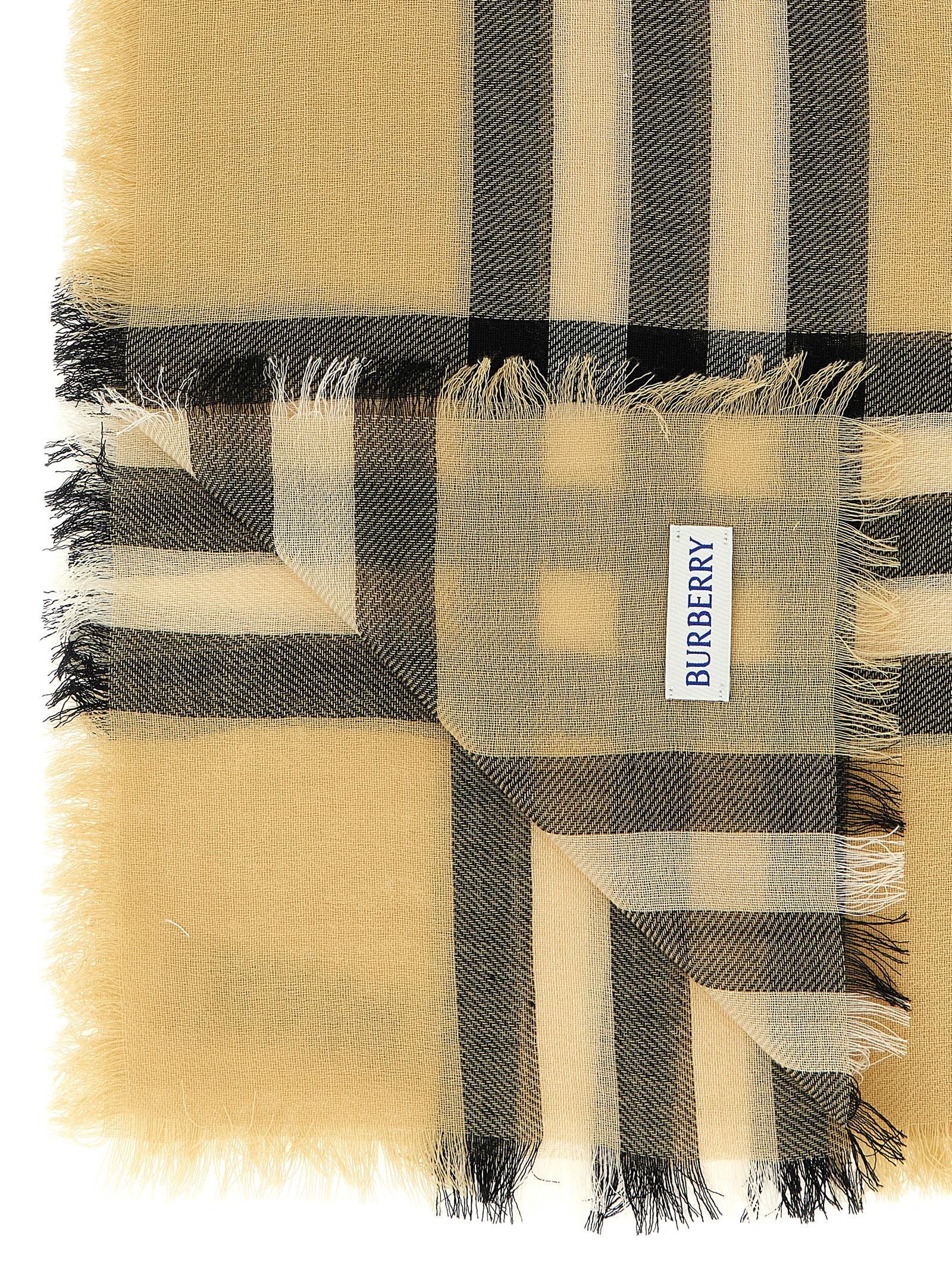 Burberry Check wool scarf Size ONE SIZE - 3 Thumbnail