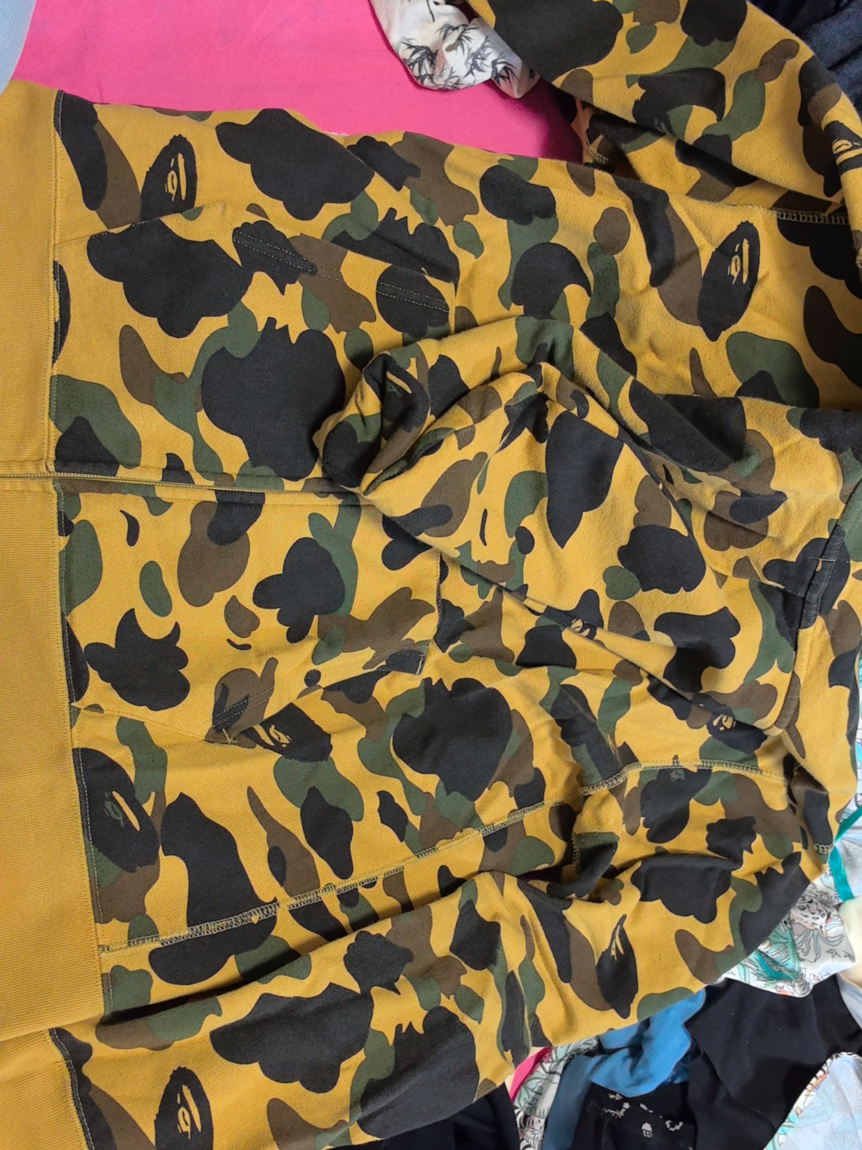 Bape A Bathing Ape Camo Hoodie Size L Size US L / EU 52-54 / 3 - 6 Thumbnail