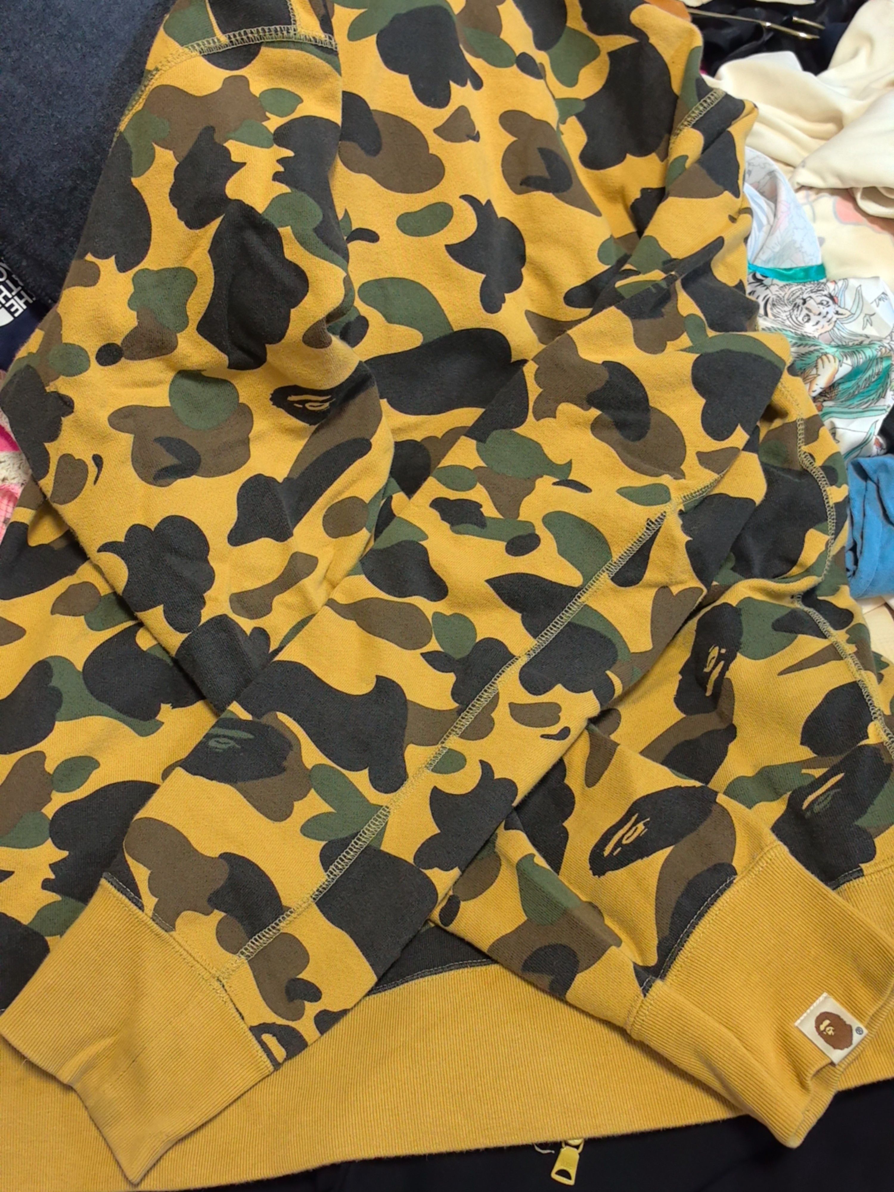 Bape A Bathing Ape Camo Hoodie Size L Size US L / EU 52-54 / 3 - 7 Thumbnail