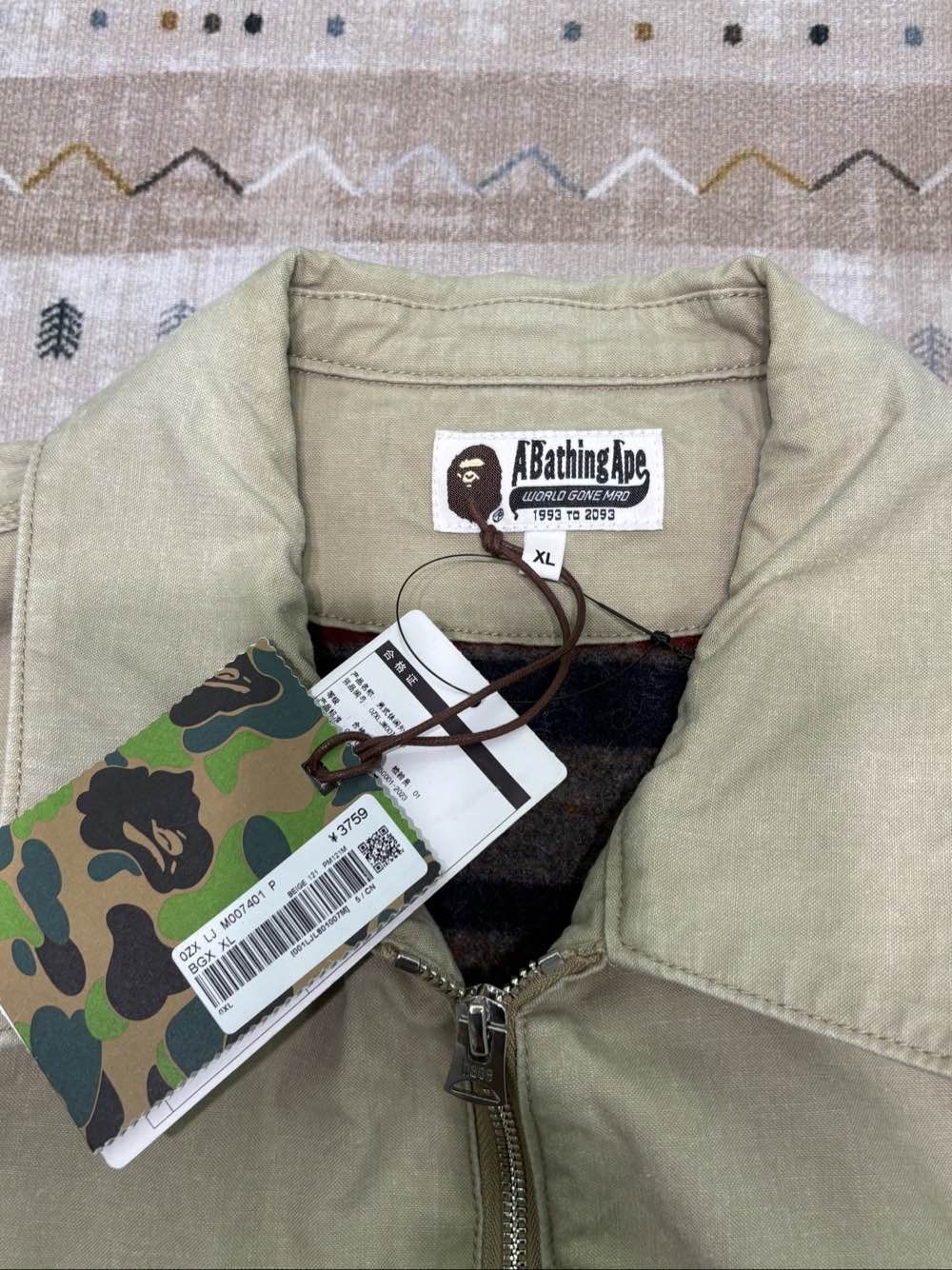 Bape A Bathing Ape Logo Zip Jacket Size XL Size US XL / EU 56 / 4 - 3 Thumbnail