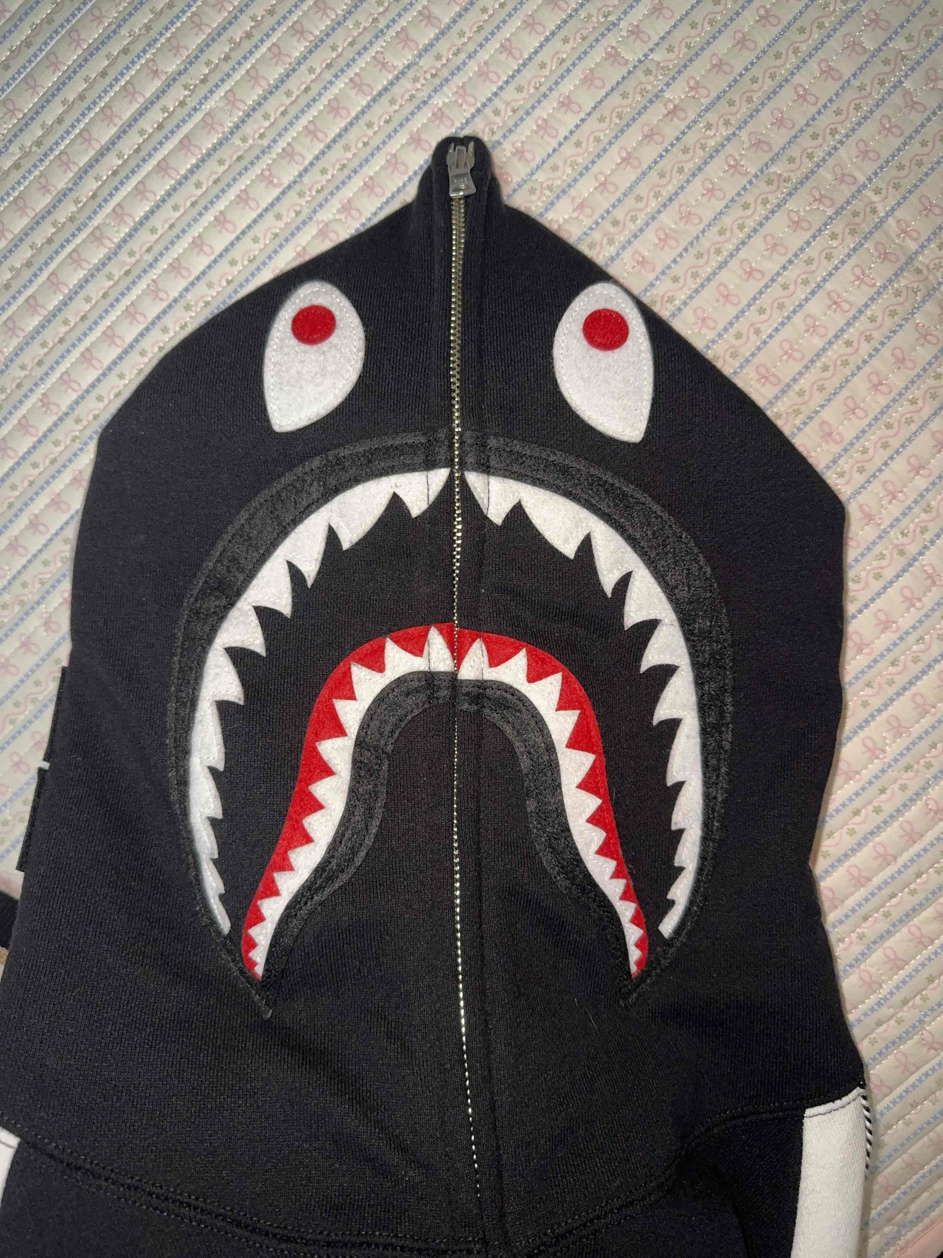 Bape A Bathing Ape Shark Full Zip Hoodie Size M Size US M / EU 48-50 / 2 - 7 Thumbnail