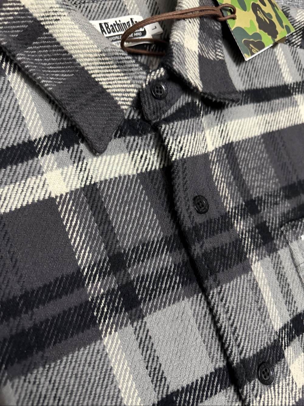 Bape A Bathing Ape Plaid Button Up Shirt Size L Size US L / EU 52-54 / 3 - 6 Thumbnail