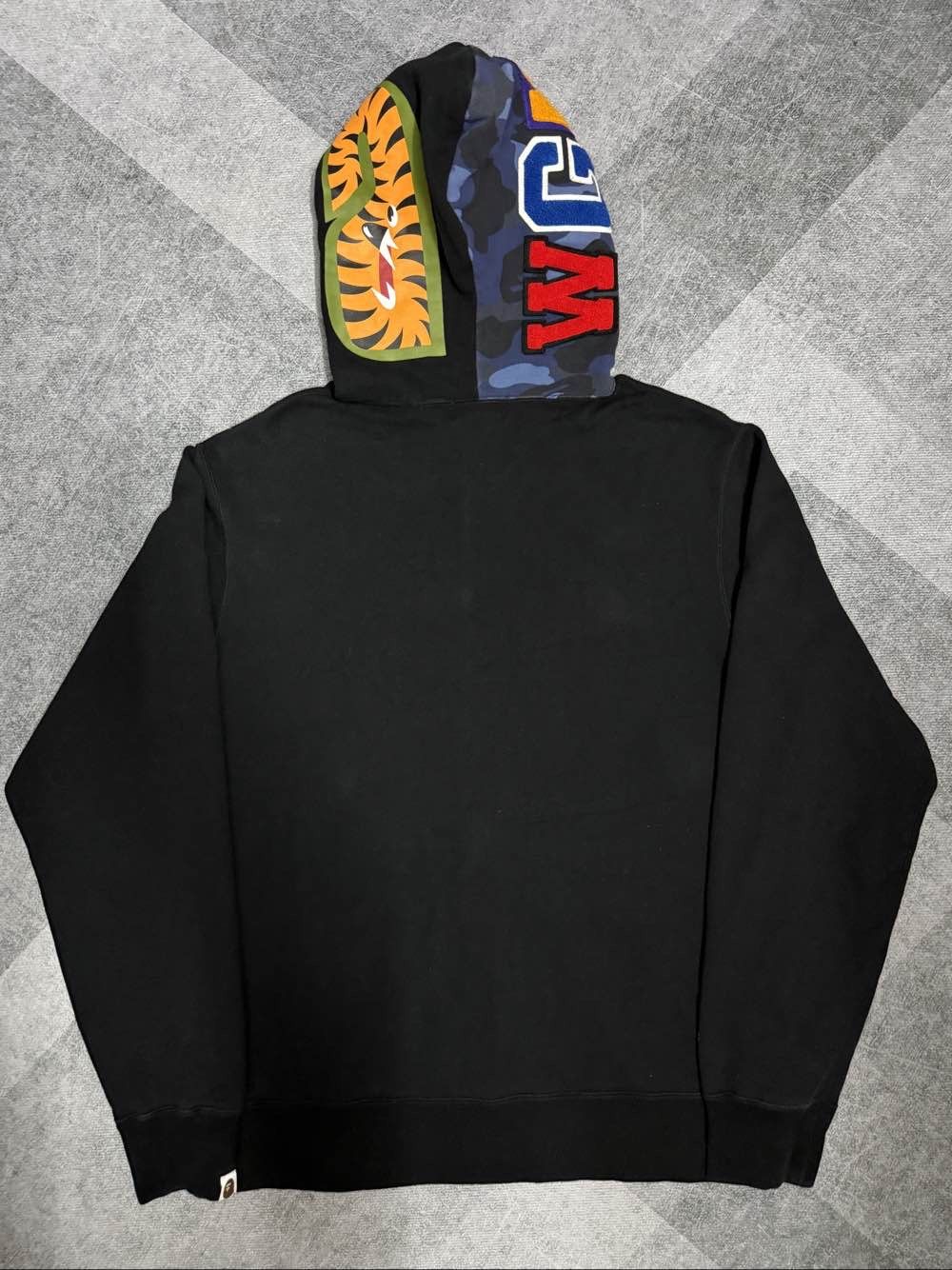 Bape A Bathing Ape WGM Shark Full Zip Hoodie XL Size US XL / EU 56 / 4 - 2 Thumbnail