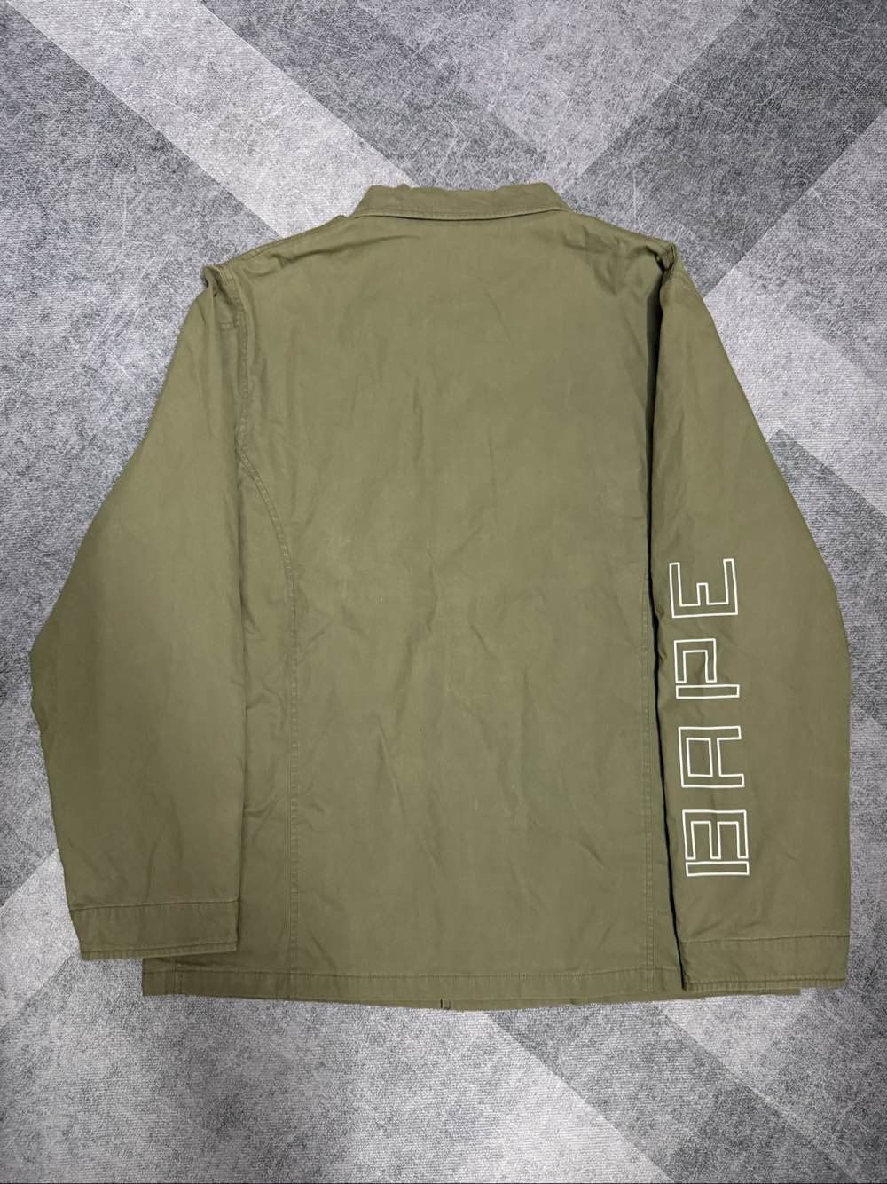Bape A BATHING APE Logo Field Jacket XL Size US XL / EU 56 / 4 - 2 Thumbnail