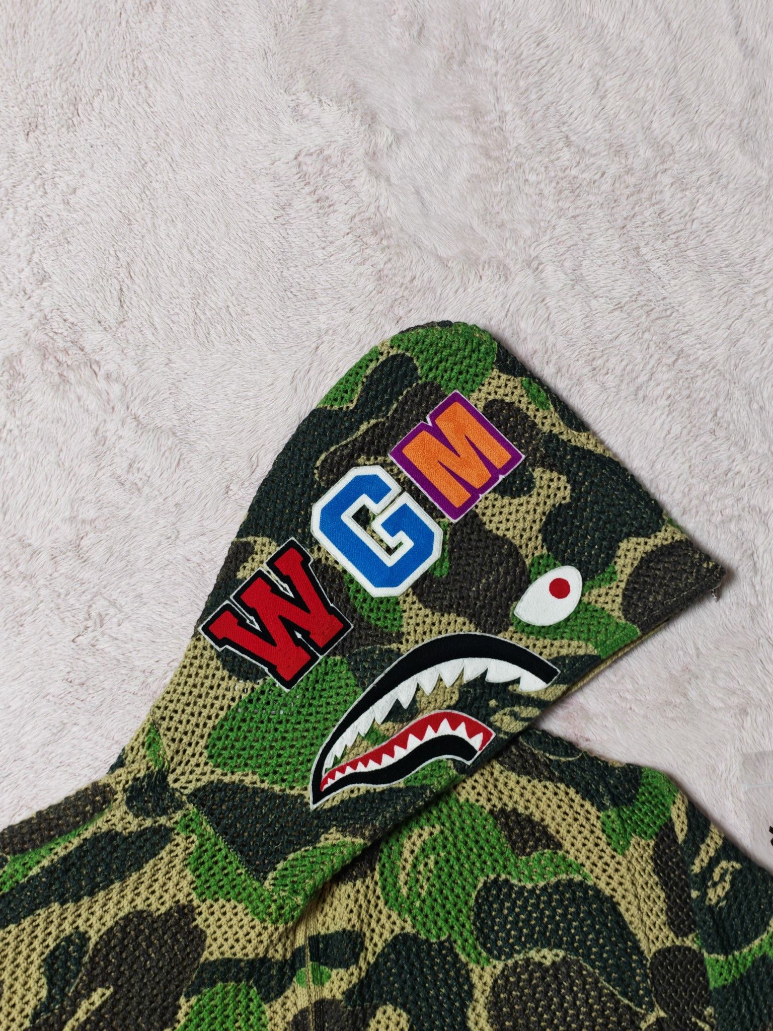Bape A Bathing Ape Camo Shark Hoodie Size XL Size US XL / EU 56 / 4 - 6 Thumbnail