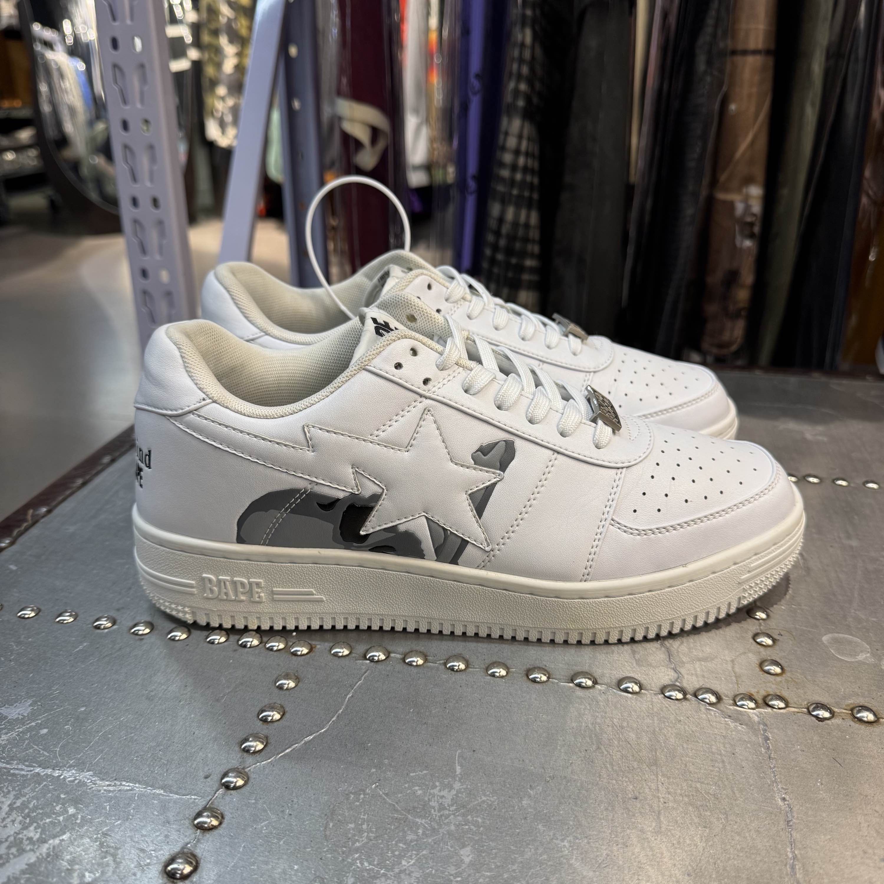 Bape A BATHING APE x mastermind BAPE STA Low-Top Sneakers US 10 Size US 11 / EU 44 - 10 Thumbnail