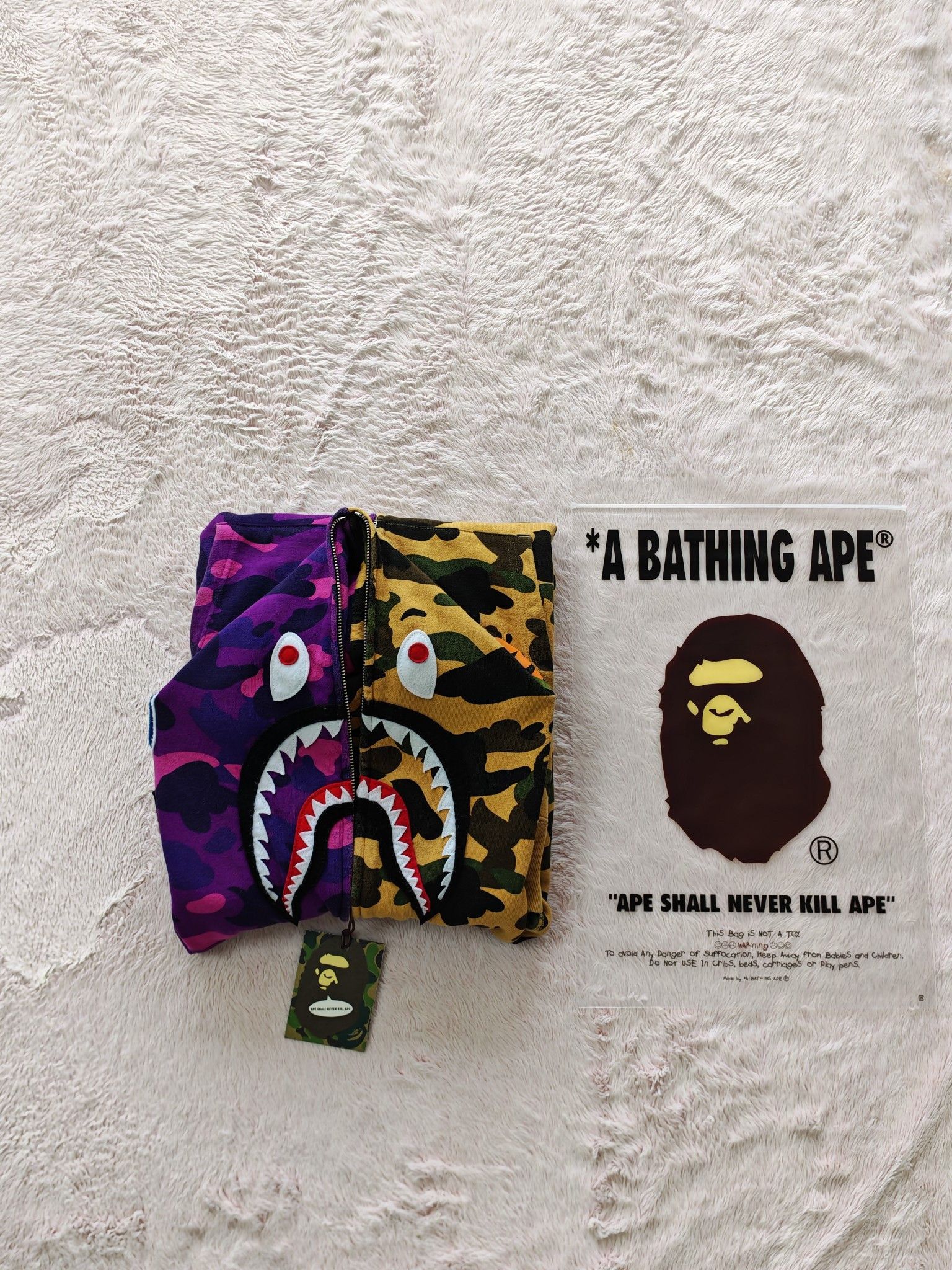 Bape A BATHING APE Split Camo Shark Hoodie XXL Size US XXL / EU 58 / 5 - 5 Thumbnail