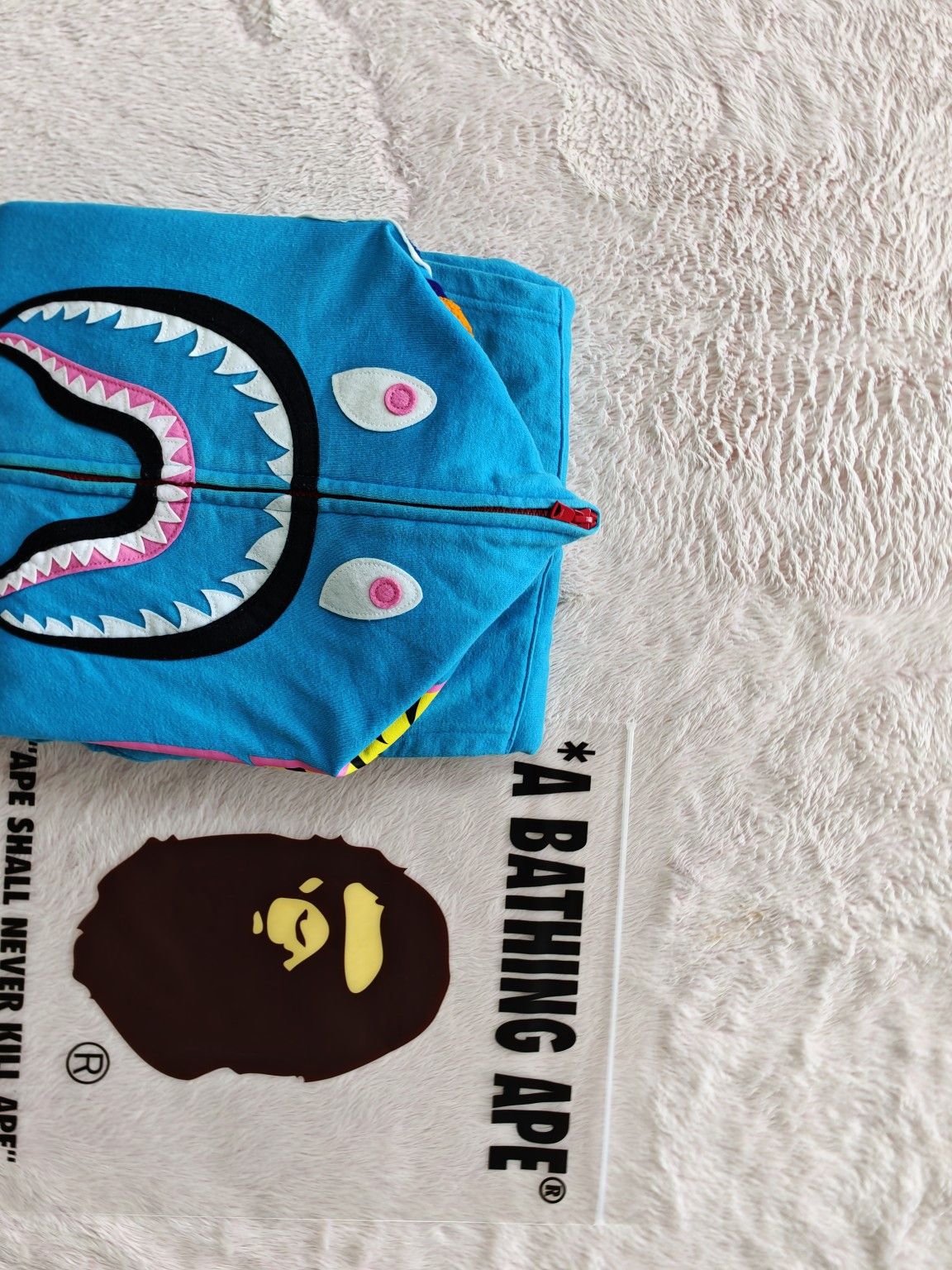Bape A Bathing Ape Shark Graphic Hoodie Size XL Size US XL / EU 56 / 4 - 6 Thumbnail