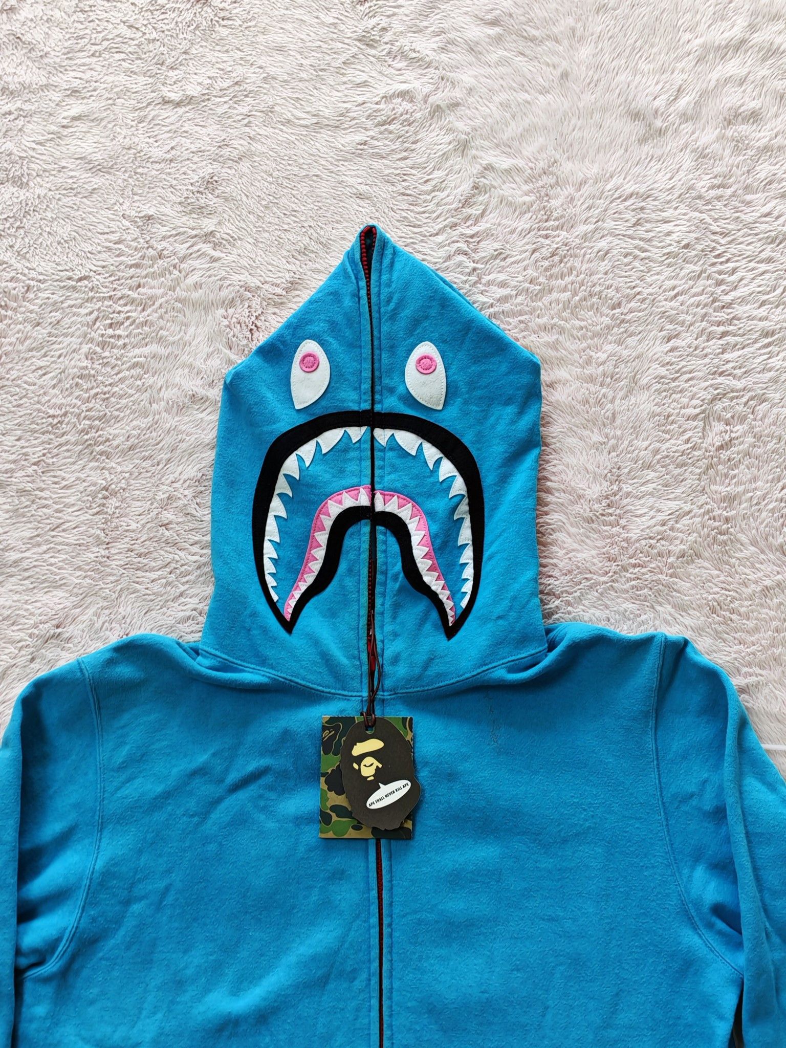Bape A Bathing Ape Shark Graphic Hoodie Size XL Size US XL / EU 56 / 4 - 5 Thumbnail