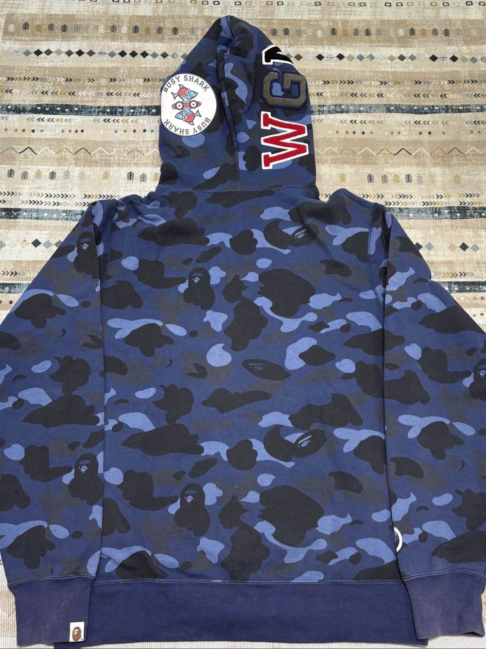 Bape A Bathing Ape Blue Camo Shark Hoodie Size XL Size US XL / EU 56 / 4 - 2 Thumbnail