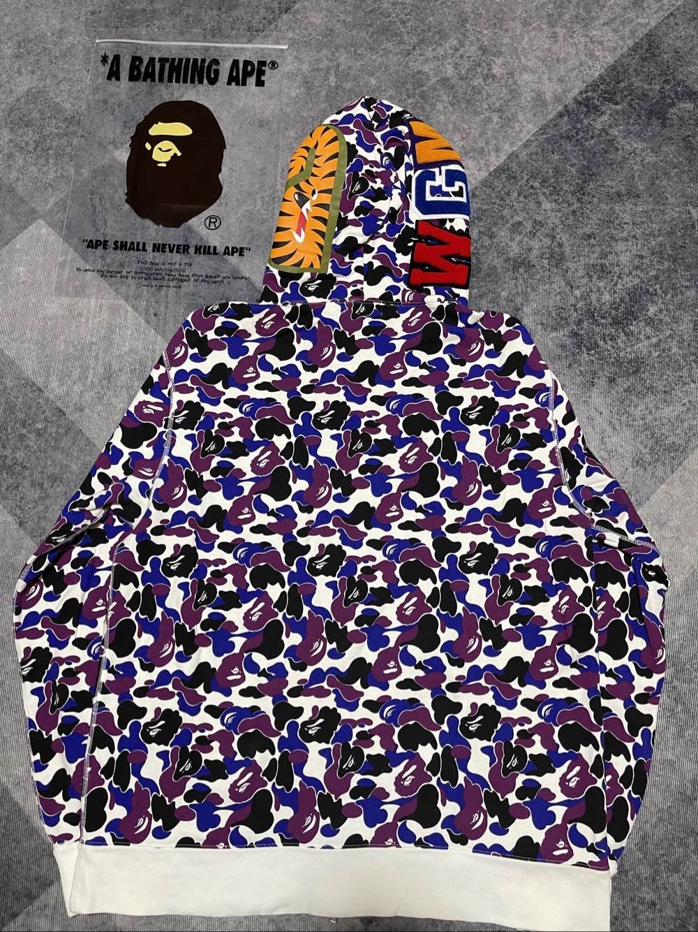 Bape A BATHING APE Camo Shark Full Zip Hoodie Size XXL Size US XXL / EU 58 / 5 - 2 Thumbnail