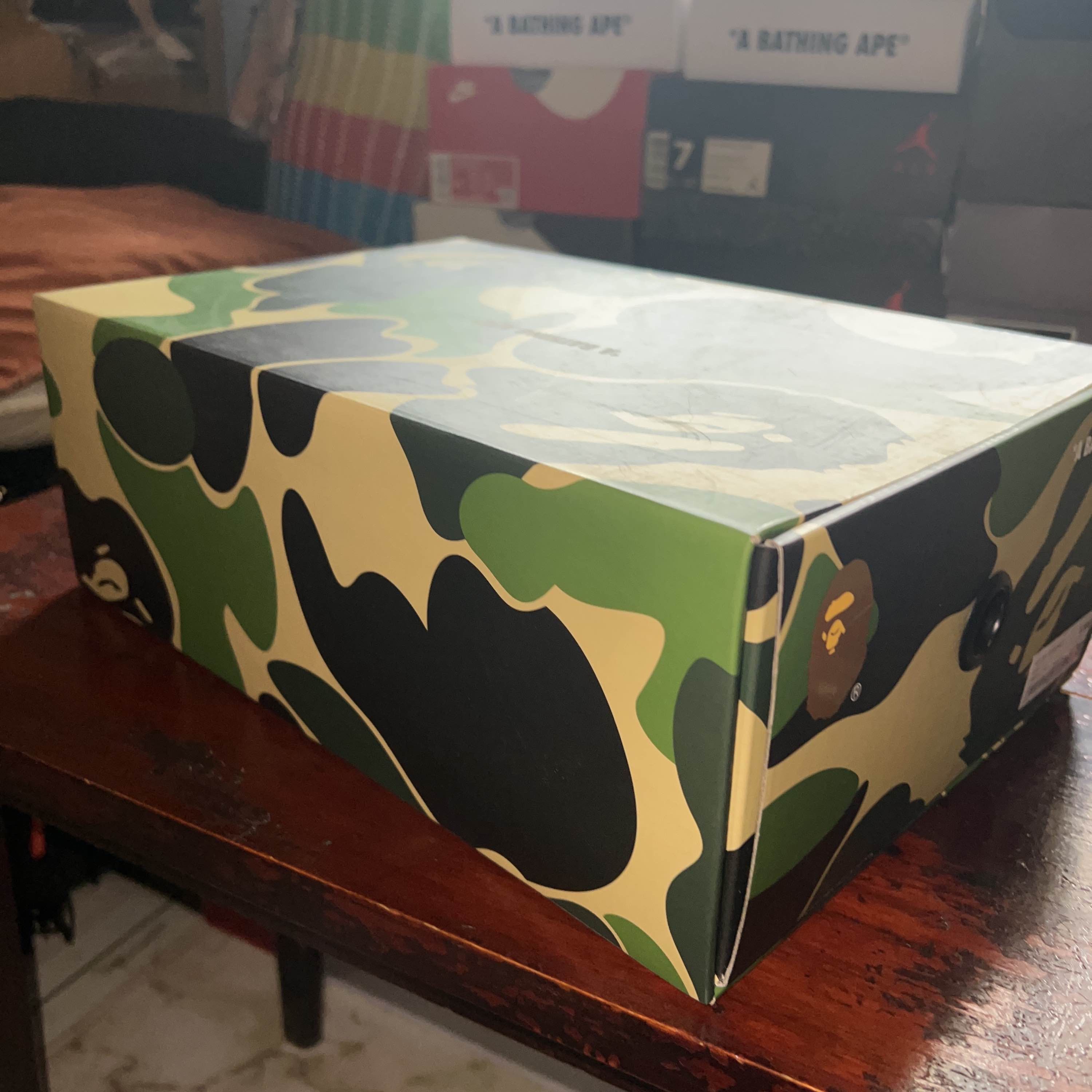 Bape A Bathing Ape Bape Sta Low Sneakers US 7 Size US 7 / EU 40 - 6 Thumbnail