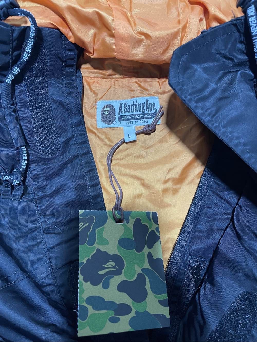 Bape A Bathing Ape Shark Embroidered Jacket Size L Size US L / EU 52-54 / 3 - 3 Thumbnail