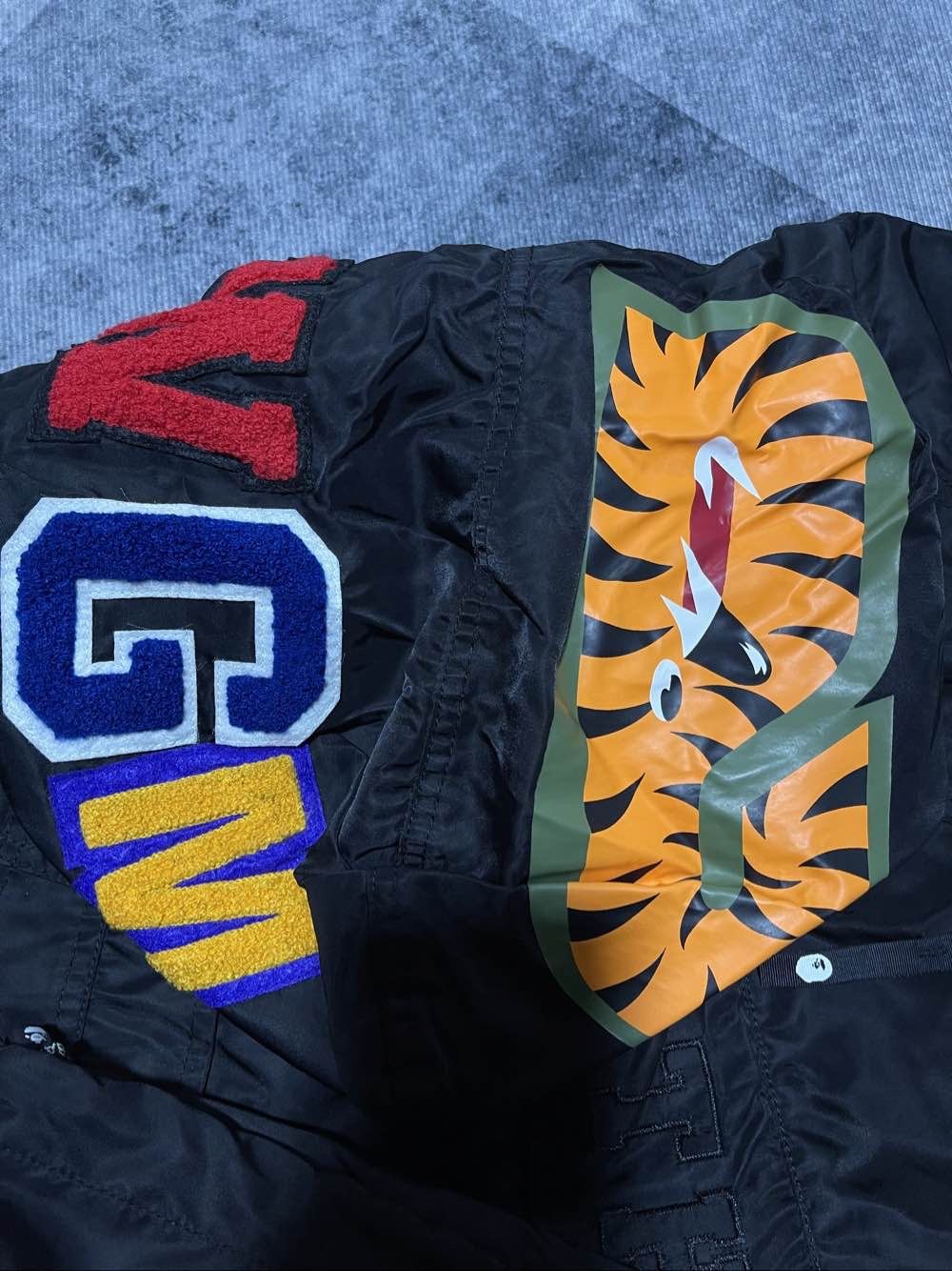 Bape A Bathing Ape Shark Embroidered Jacket Size L Size US L / EU 52-54 / 3 - 5 Thumbnail