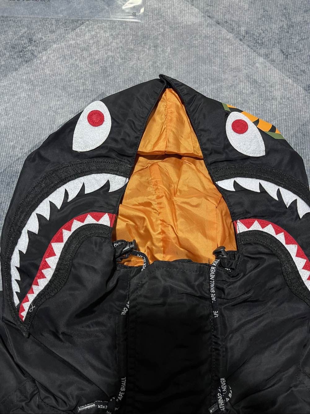 Bape A Bathing Ape Shark Embroidered Jacket Size L Size US L / EU 52-54 / 3 - 4 Thumbnail