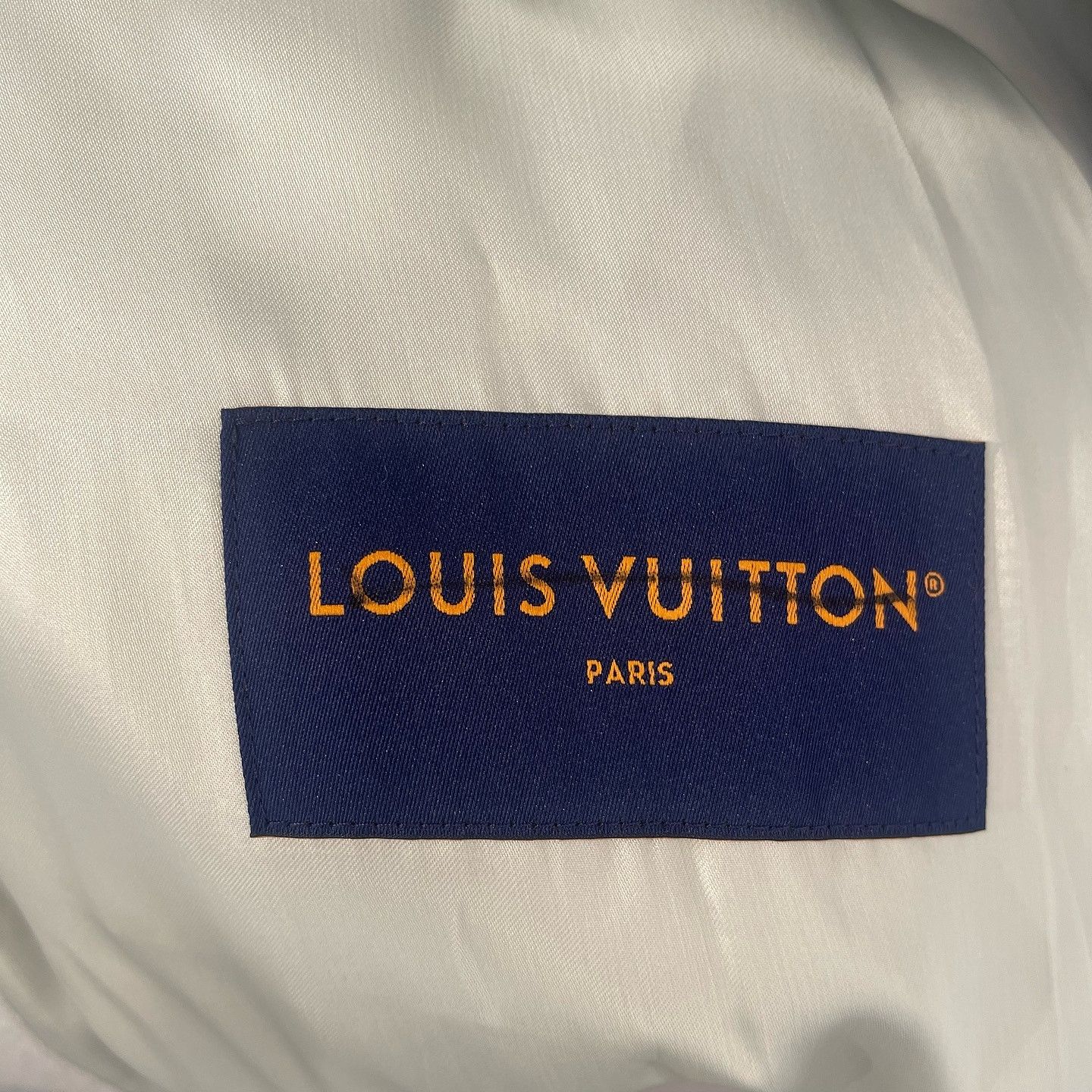 Louis Vuitton Louis Vuitton Eye Print Bomber Jacket Size XL Size US XL / EU 56 / 4 - 3 Thumbnail
