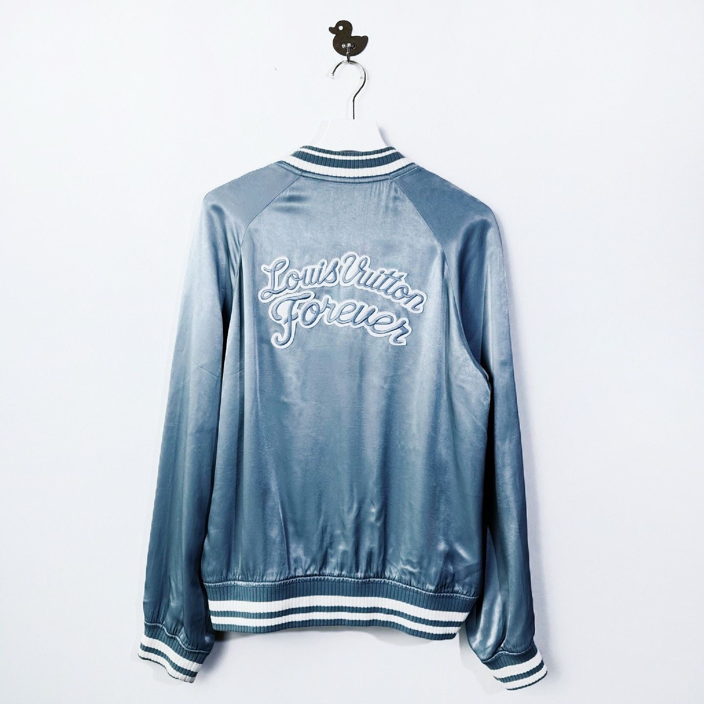 Louis Vuitton Louis Vuitton Forever Logo Bomber Jacket Size 54 Size US L / EU 52-54 / 3 - 2 Thumbnail