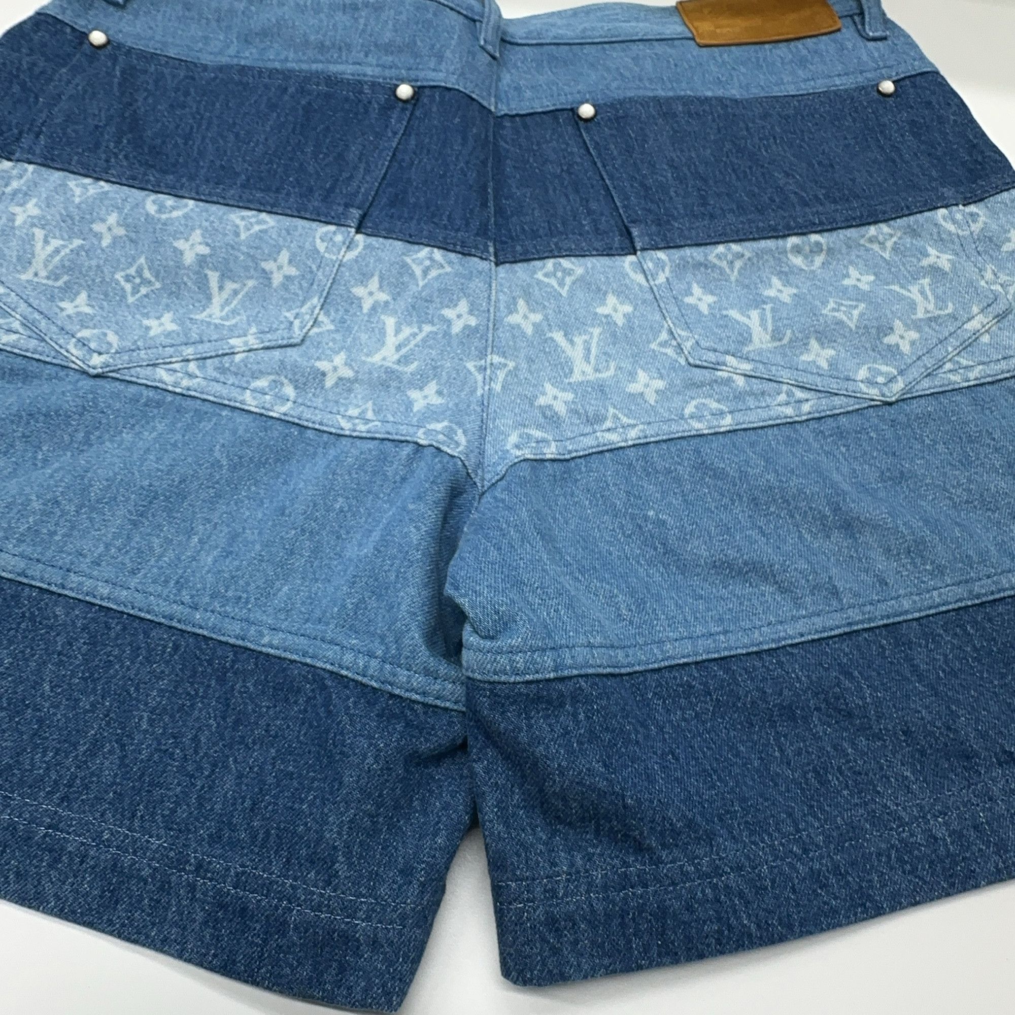 Louis Vuitton Louis Vuitton Monogram Denim Shorts US 34 Size US 34 / EU 50 - 6 Thumbnail