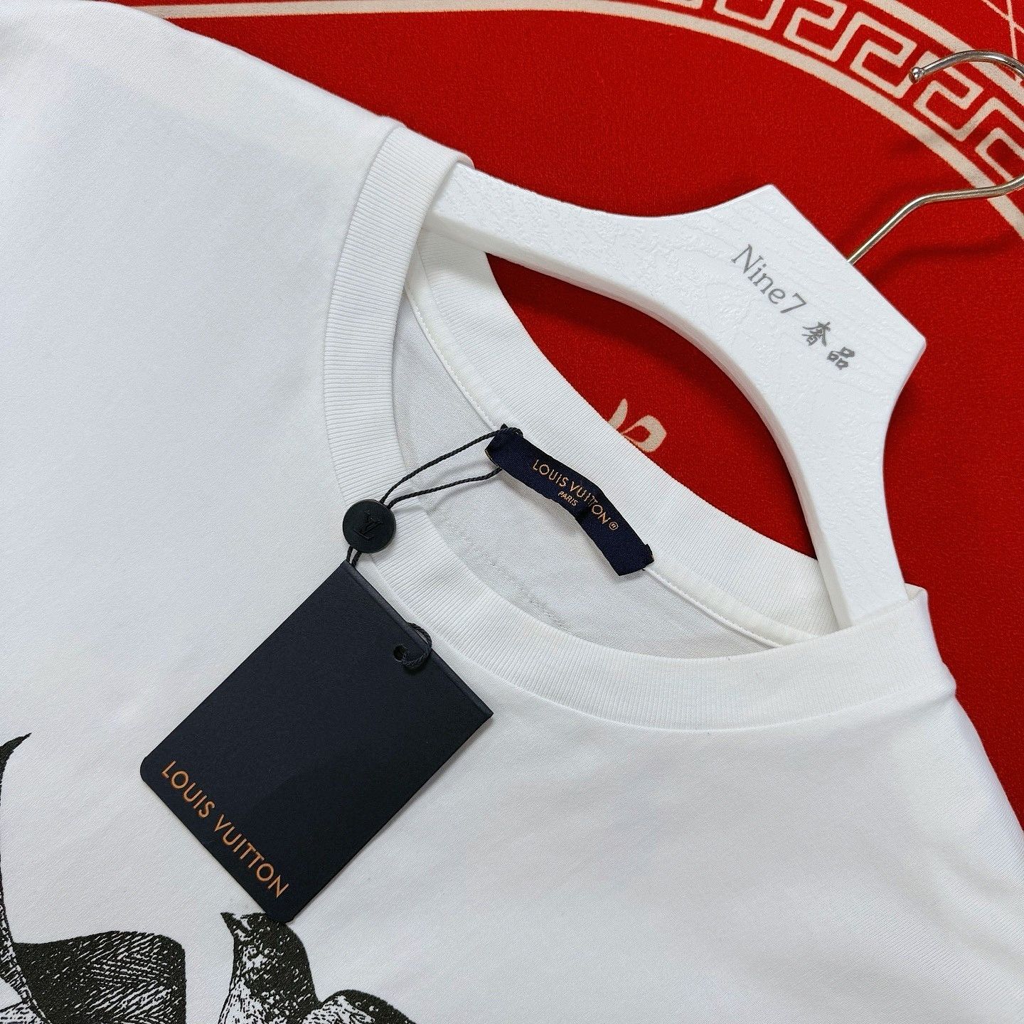 Louis Vuitton Louis Vuitton Animal Print Logo T-Shirt Size M Size US M / EU 48-50 / 2 - 3 Thumbnail