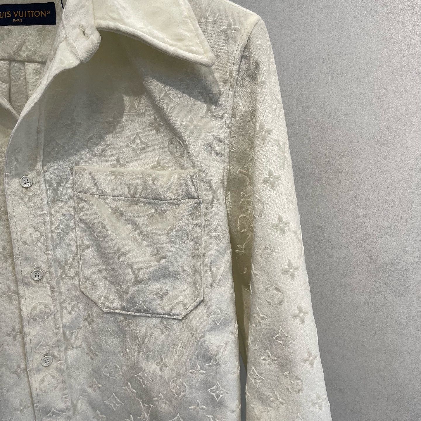 Louis Vuitton Louis Vuitton Monogram Button Up Shirt Size M Size US M / EU 48-50 / 2 - 6 Thumbnail