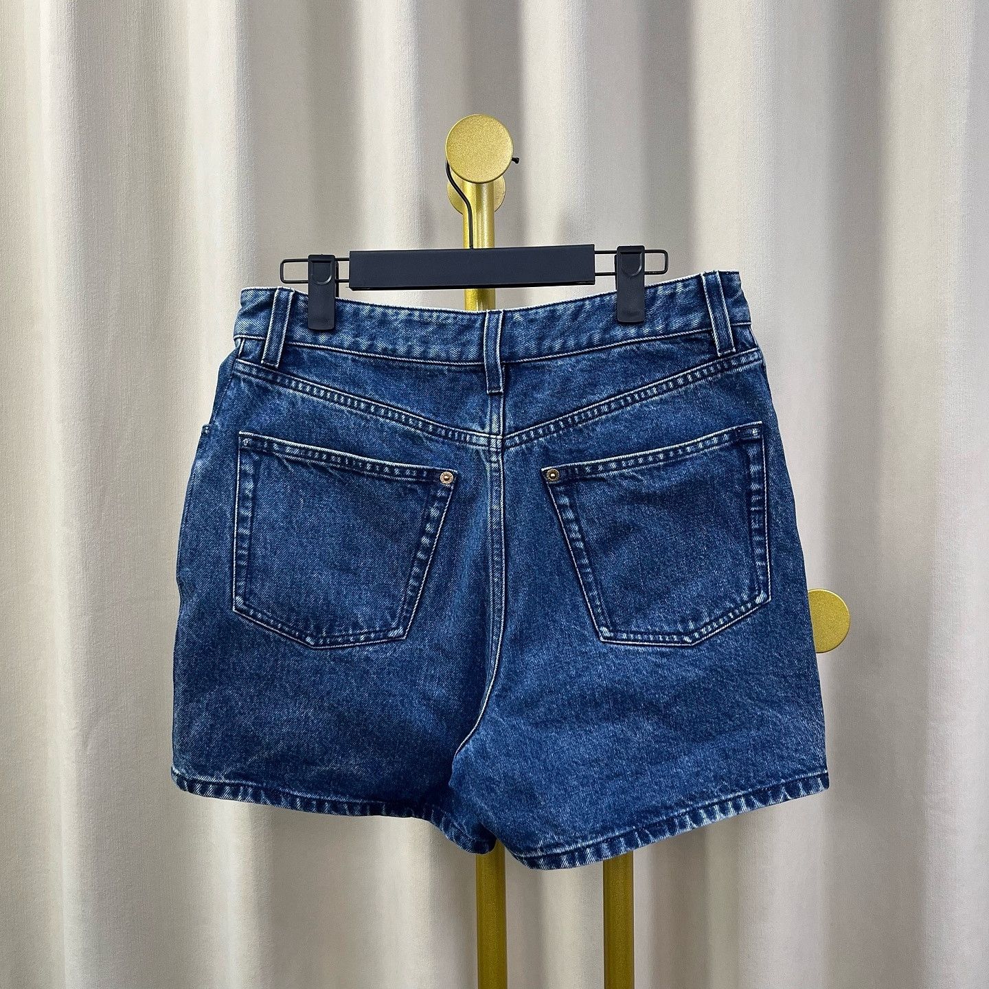 Louis Vuitton Louis Vuitton Monogram Denim Shorts Size 40 Size 27" / US 4 / IT 40 - 2 Thumbnail