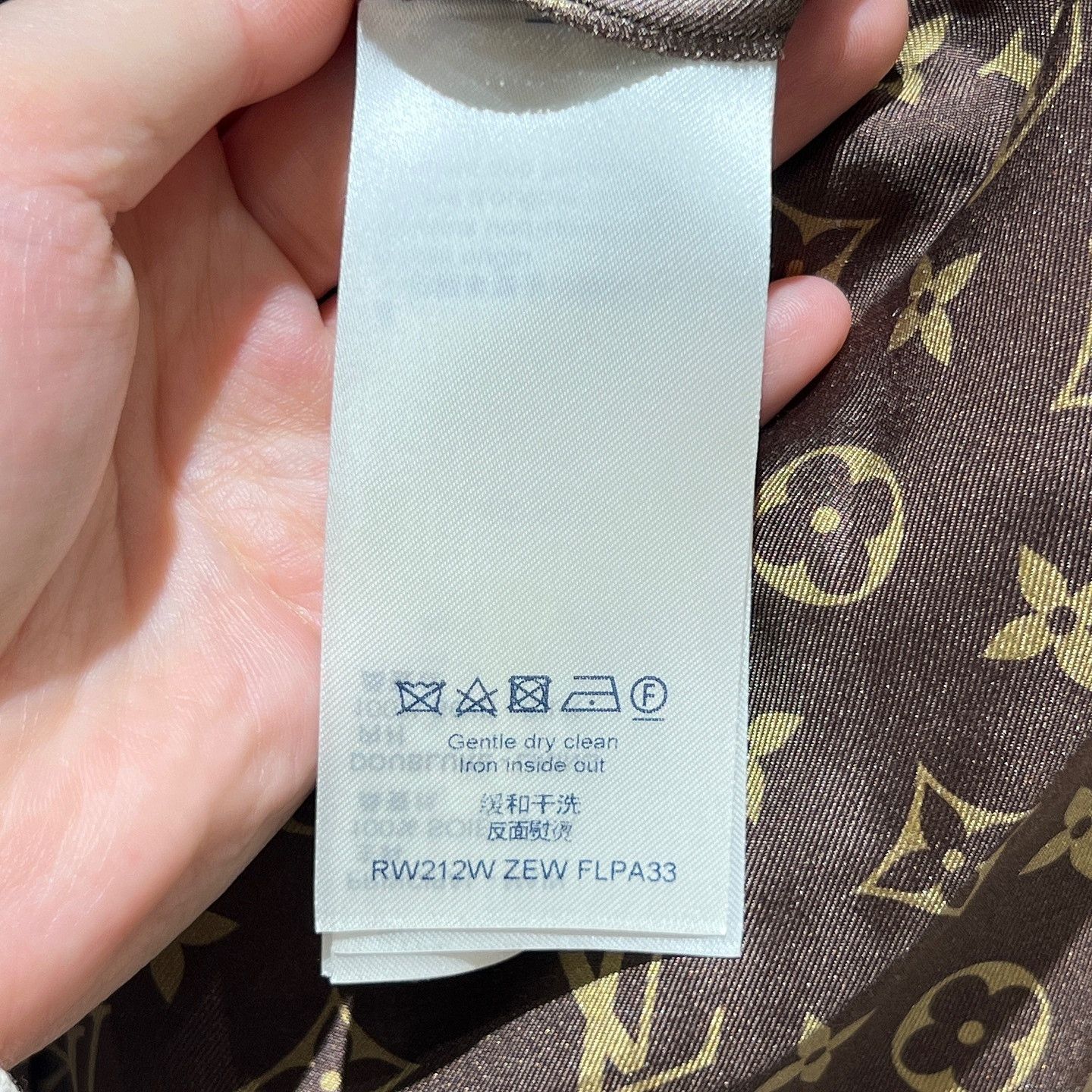 Louis Vuitton Louis Vuitton Monogram Silk Pants Size 36 Size 25" / US 0 / IT 36 - 4 Thumbnail