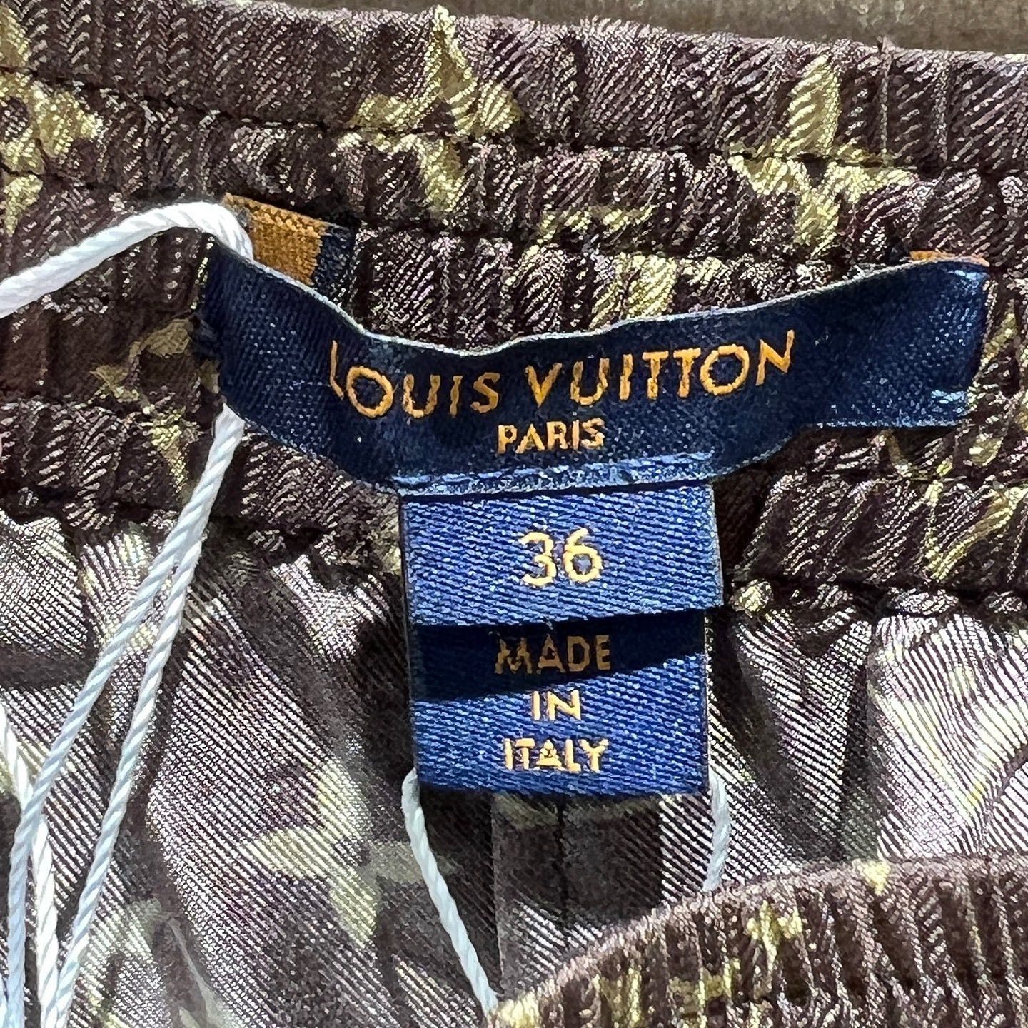 Louis Vuitton Louis Vuitton Monogram Silk Pants Size 36 Size 25" / US 0 / IT 36 - 3 Thumbnail