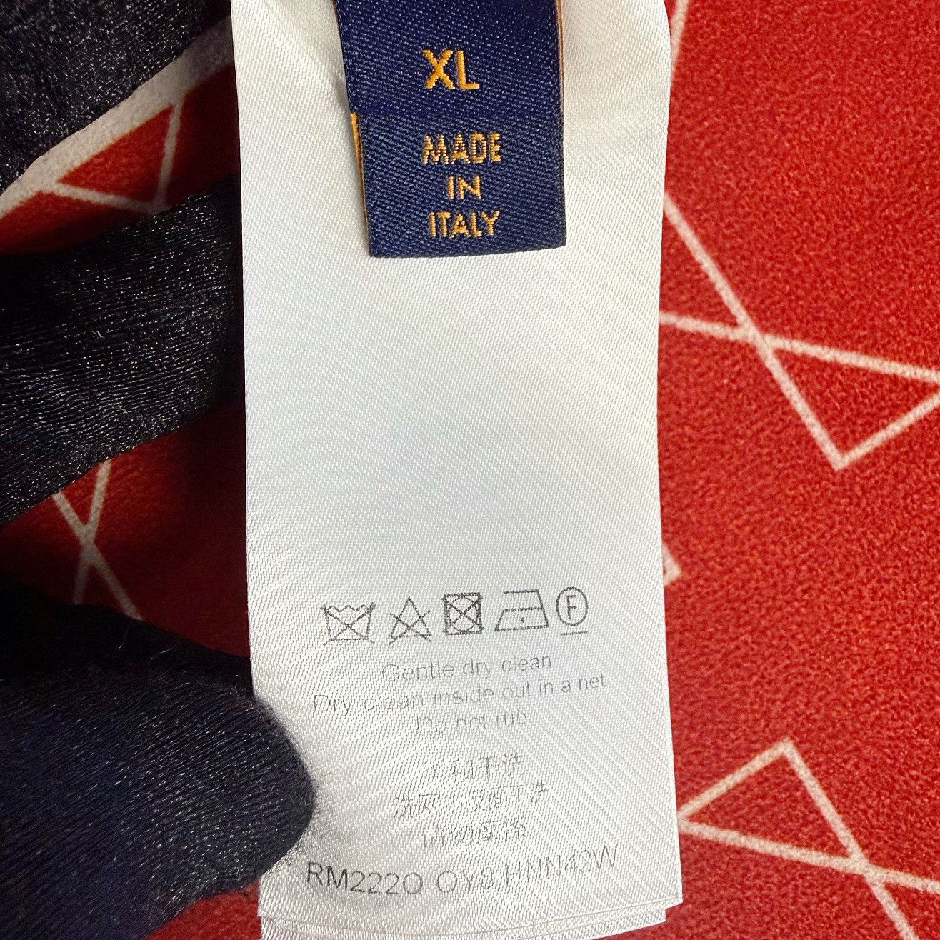 Louis Vuitton Louis Vuitton Embroidered Logo T-Shirt XL Size US XL / EU 56 / 4 - 4 Thumbnail