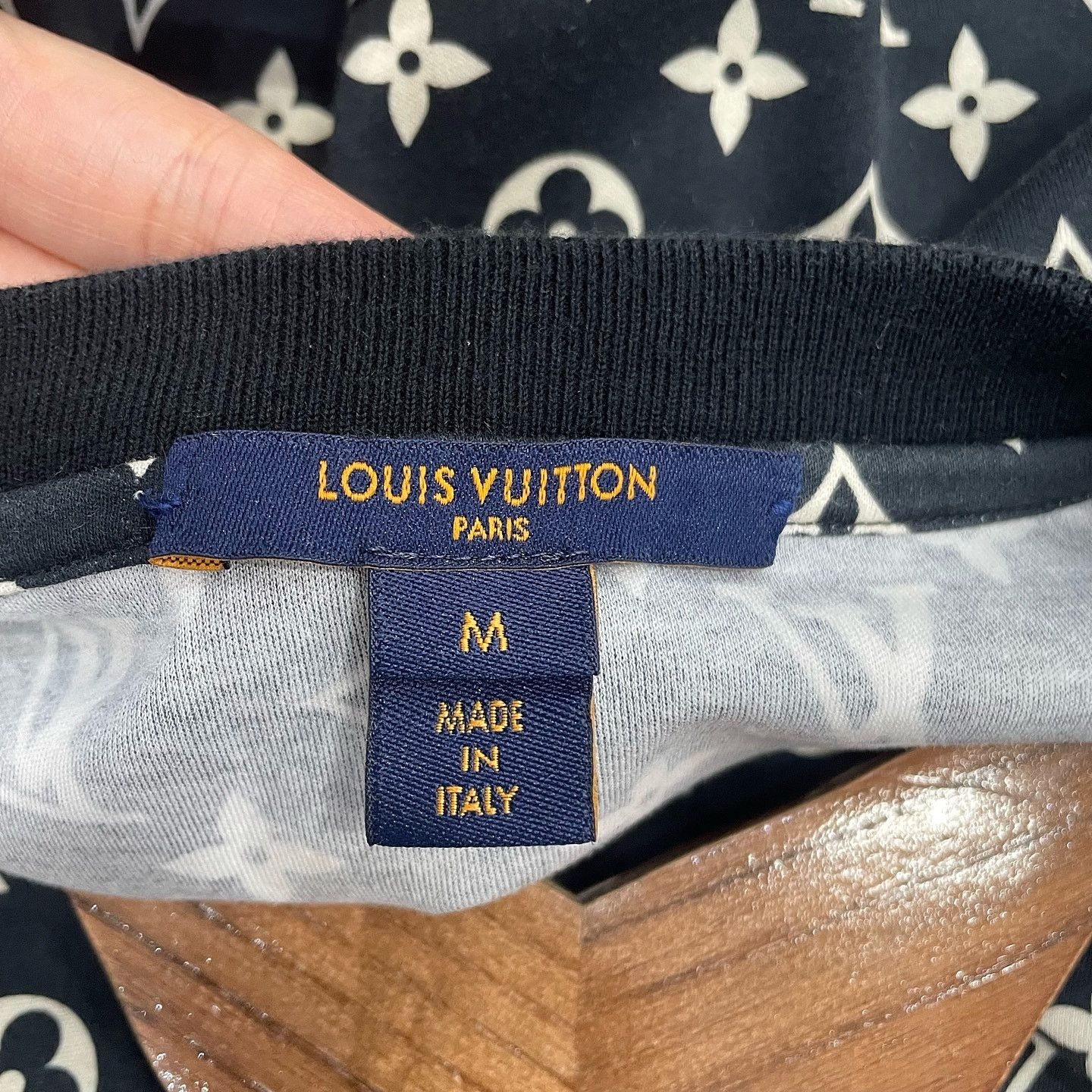Louis Vuitton Louis Vuitton Monogram Short Sleeve T-Shirt Size M Size M / US 6-8 / IT 42-44 - 3 Thumbnail