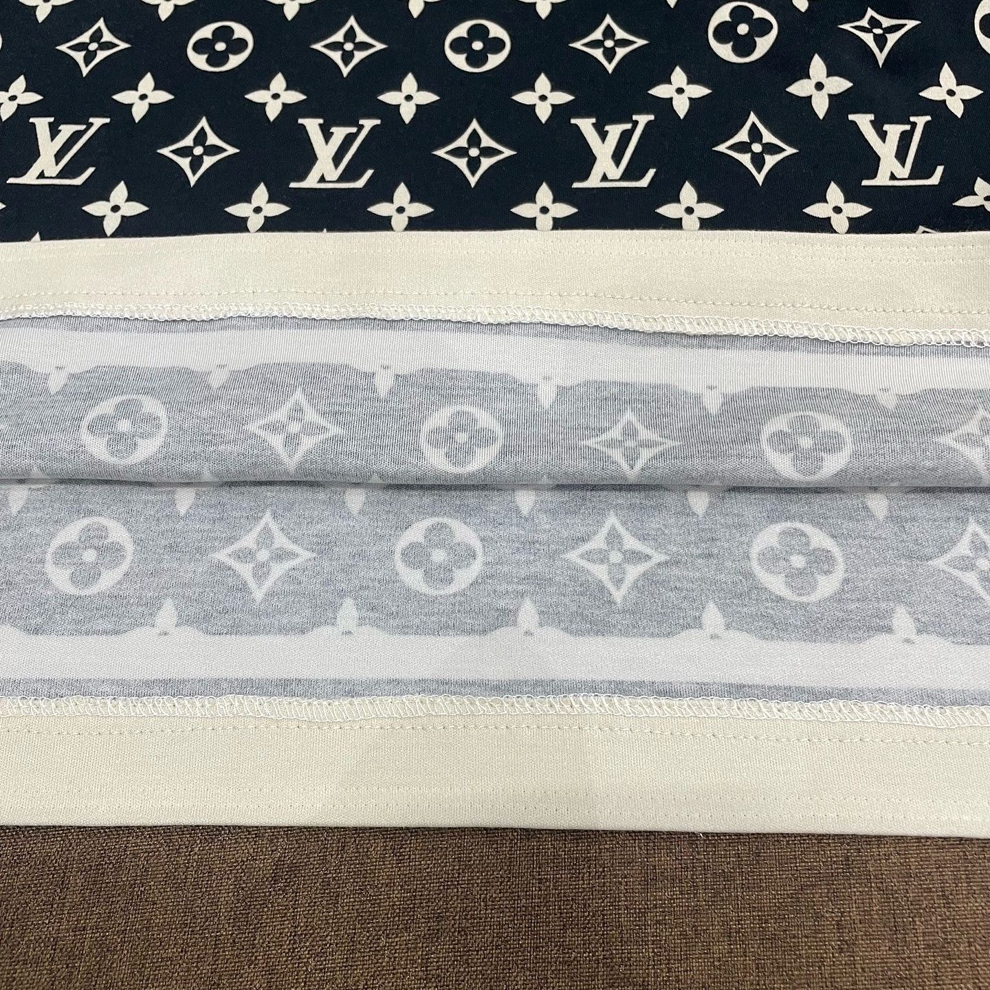 Louis Vuitton Louis Vuitton Monogram Short Sleeve T-Shirt Size M Size M / US 6-8 / IT 42-44 - 6 Thumbnail
