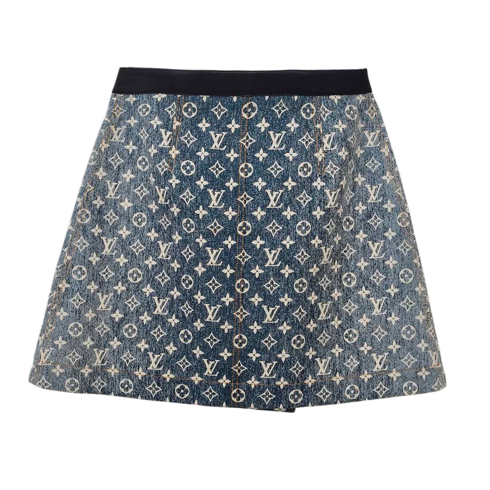 Louis Vuitton Louis Vuitton Monogram Mini Skirt Size 38 Size 26" / US 2 / IT 38 - 2 Thumbnail