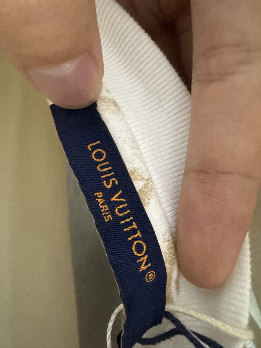 Louis Vuitton Louis Vuitton Monogram Short Sleeve T-Shirt Size XL Size US XL / EU 56 / 4 - 3 Thumbnail