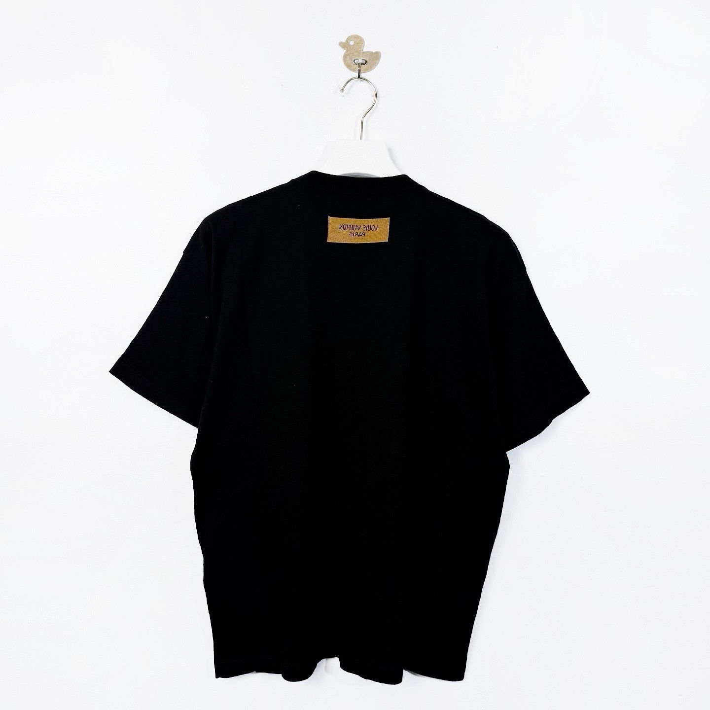 Louis Vuitton Louis Vuitton Oval Logo T-Shirt Size S Size US S / EU 44-46 / 1 - 2 Thumbnail