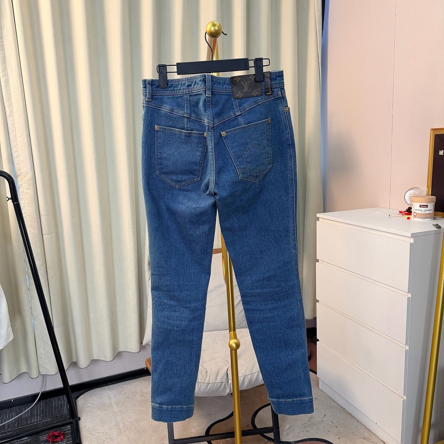 Louis Vuitton Louis Vuitton Monogram Leather Patch Jeans Size 38 Size 27" / US 4 / IT 40 - 2 Thumbnail