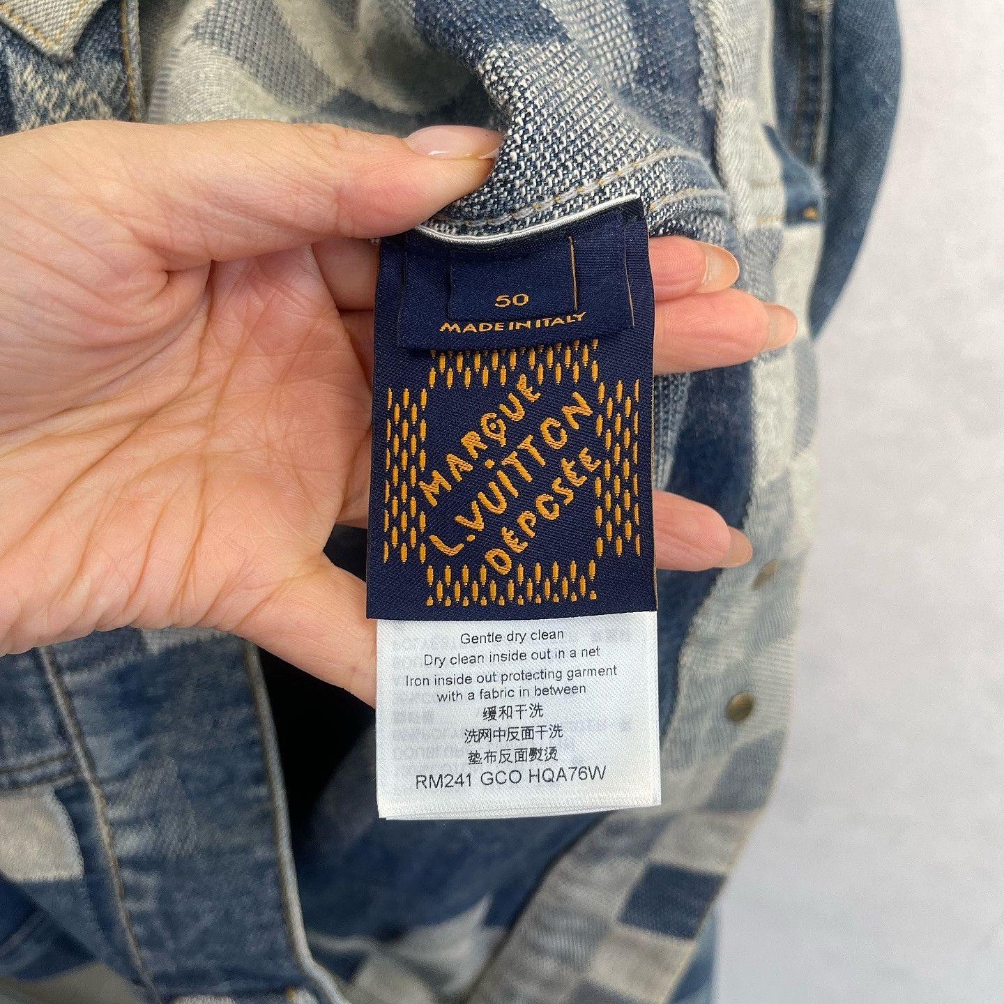 Louis Vuitton Louis Vuitton Mosaic Print Denim Jacket Size 50 Size US M / EU 48-50 / 2 - 4 Thumbnail