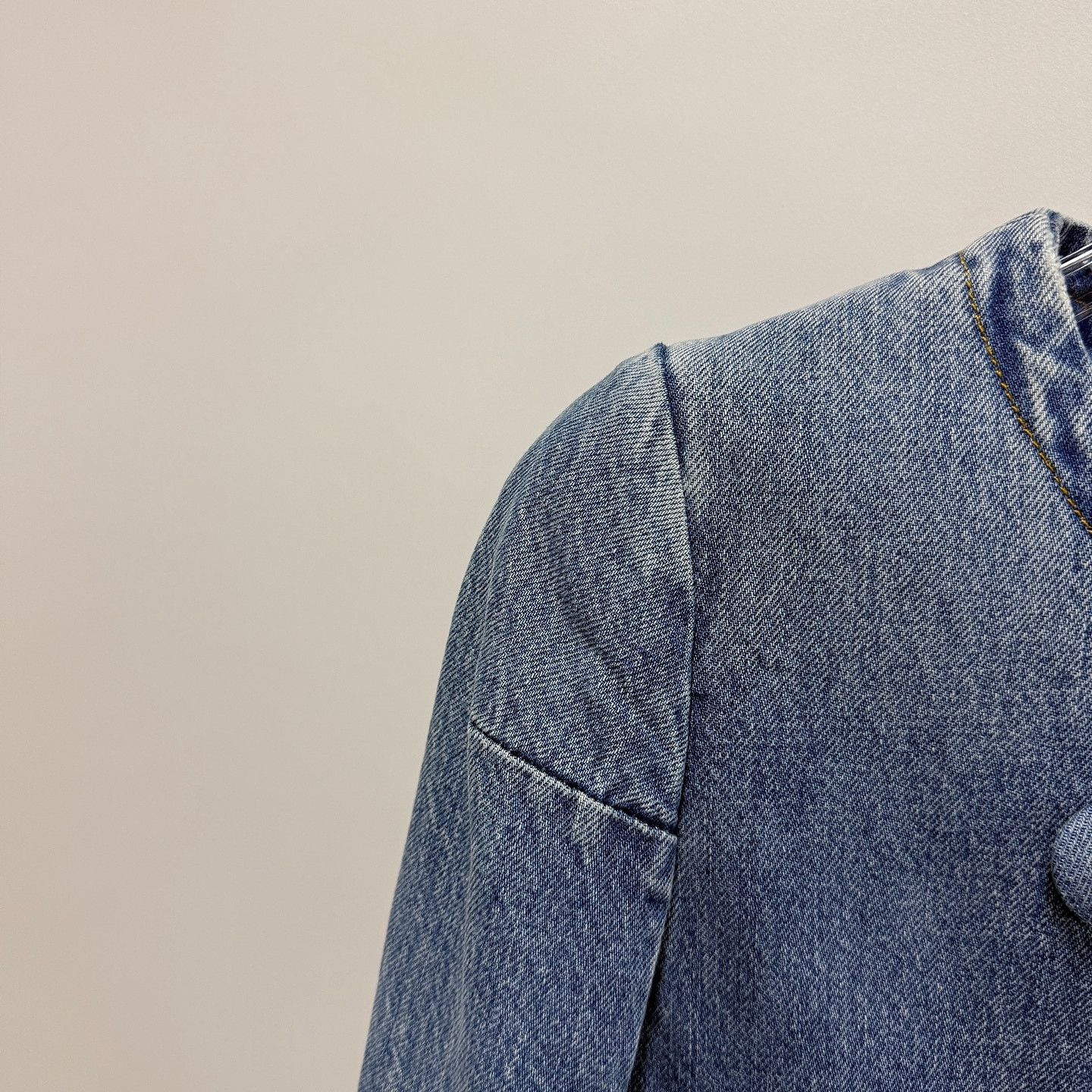 Louis Vuitton Louis Vuitton Double-Breasted Denim Jacket Size 36 Size XS / US 0-2 / IT 36-38 - 5 Thumbnail