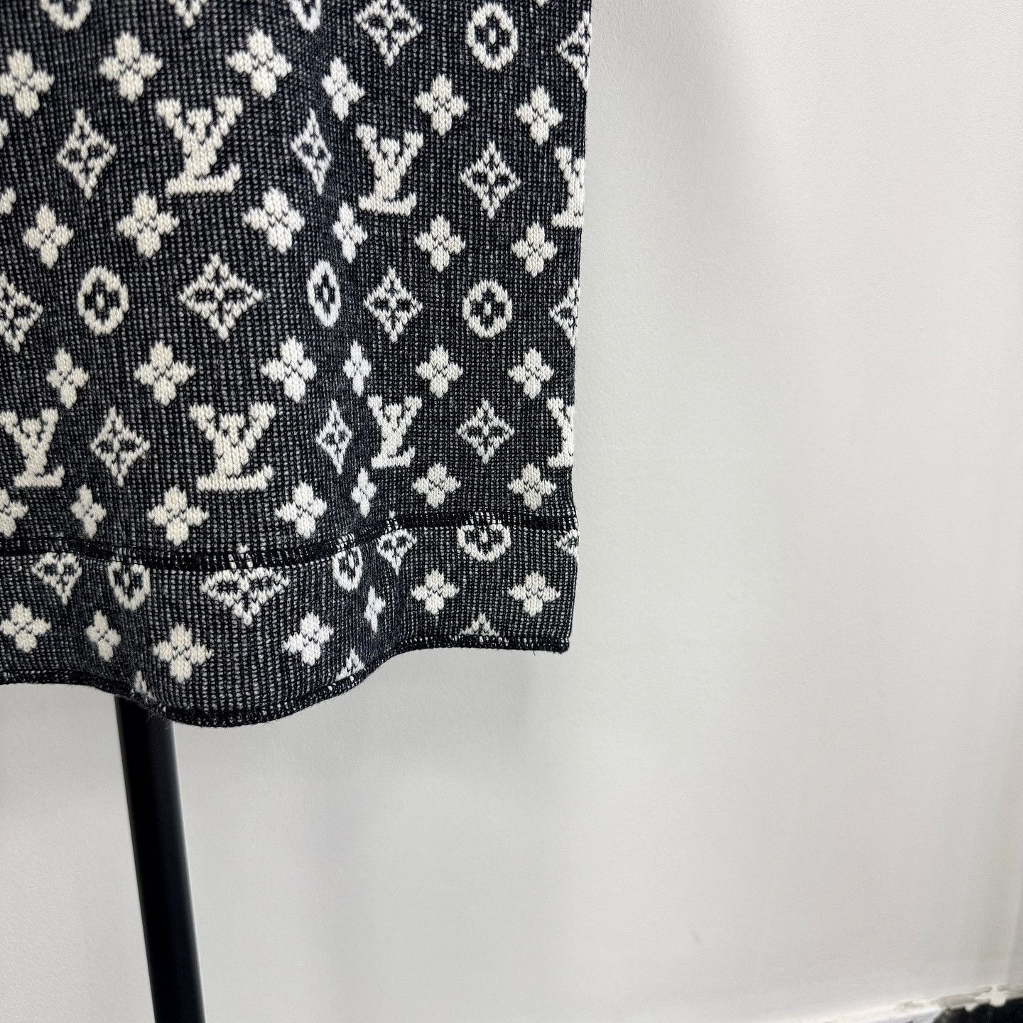 Louis Vuitton Louis Vuitton Monogram Knit Dress Size XS Size XS / US 0-2 / IT 36-38 - 9 Thumbnail