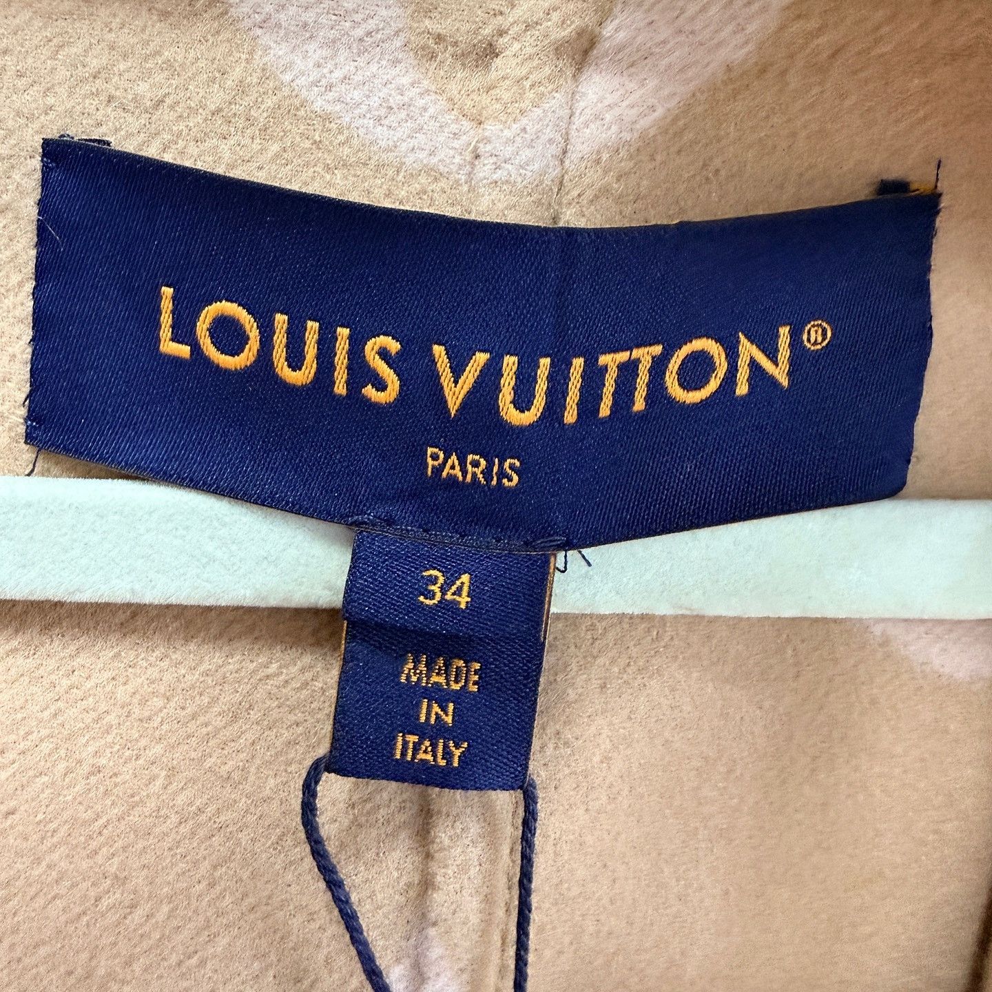 Louis Vuitton Louis Vuitton Monogram Hooded Belted Coat Size 34 Size XS / US 0-2 / IT 36-38 - 3 Thumbnail