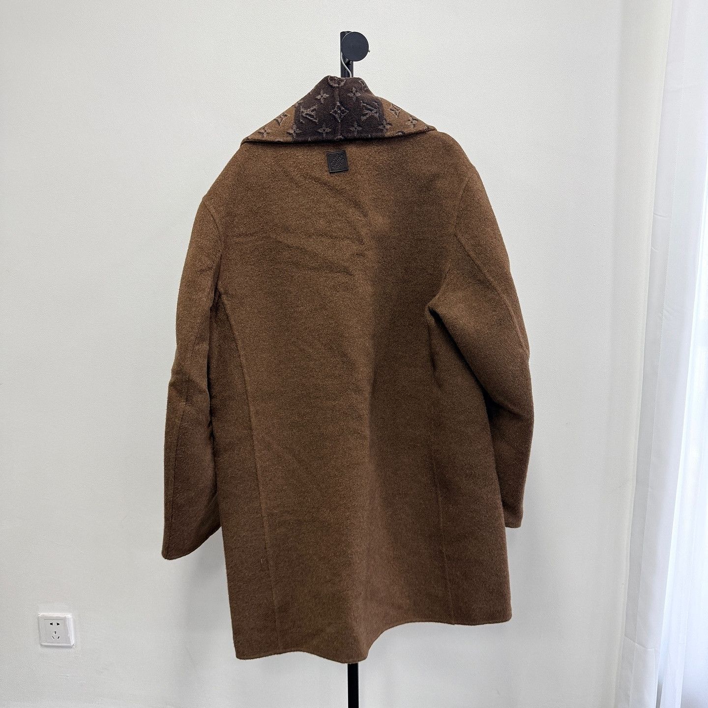 Louis Vuitton Louis Vuitton Monogram Coat Size 54 Size US L / EU 52-54 / 3 - 2 Thumbnail