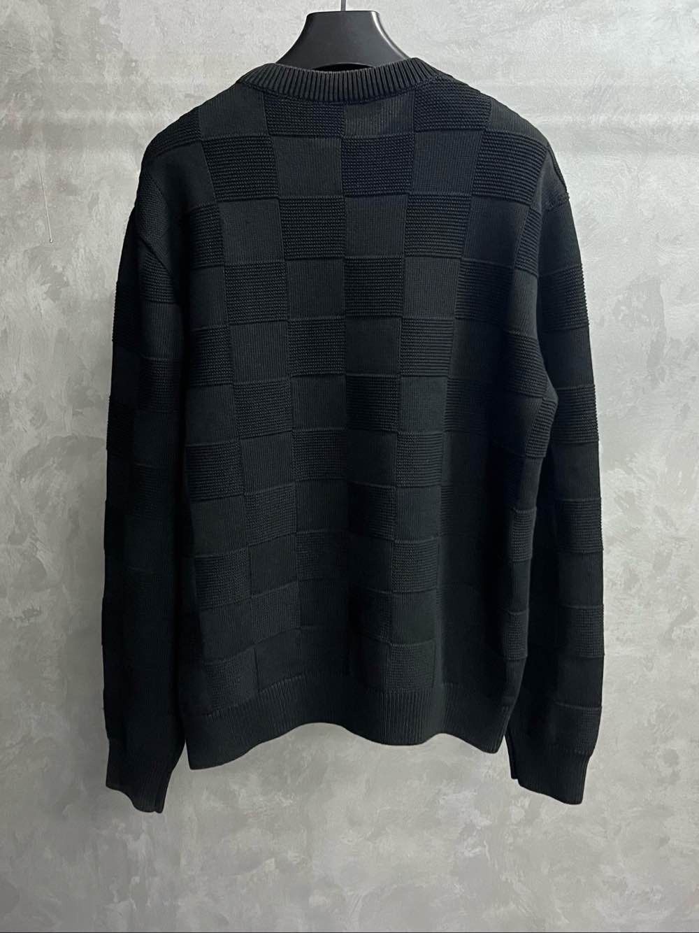 Louis Vuitton Louis Vuitton Damier Knit Sweater Size L Size US L / EU 52-54 / 3 - 2 Thumbnail