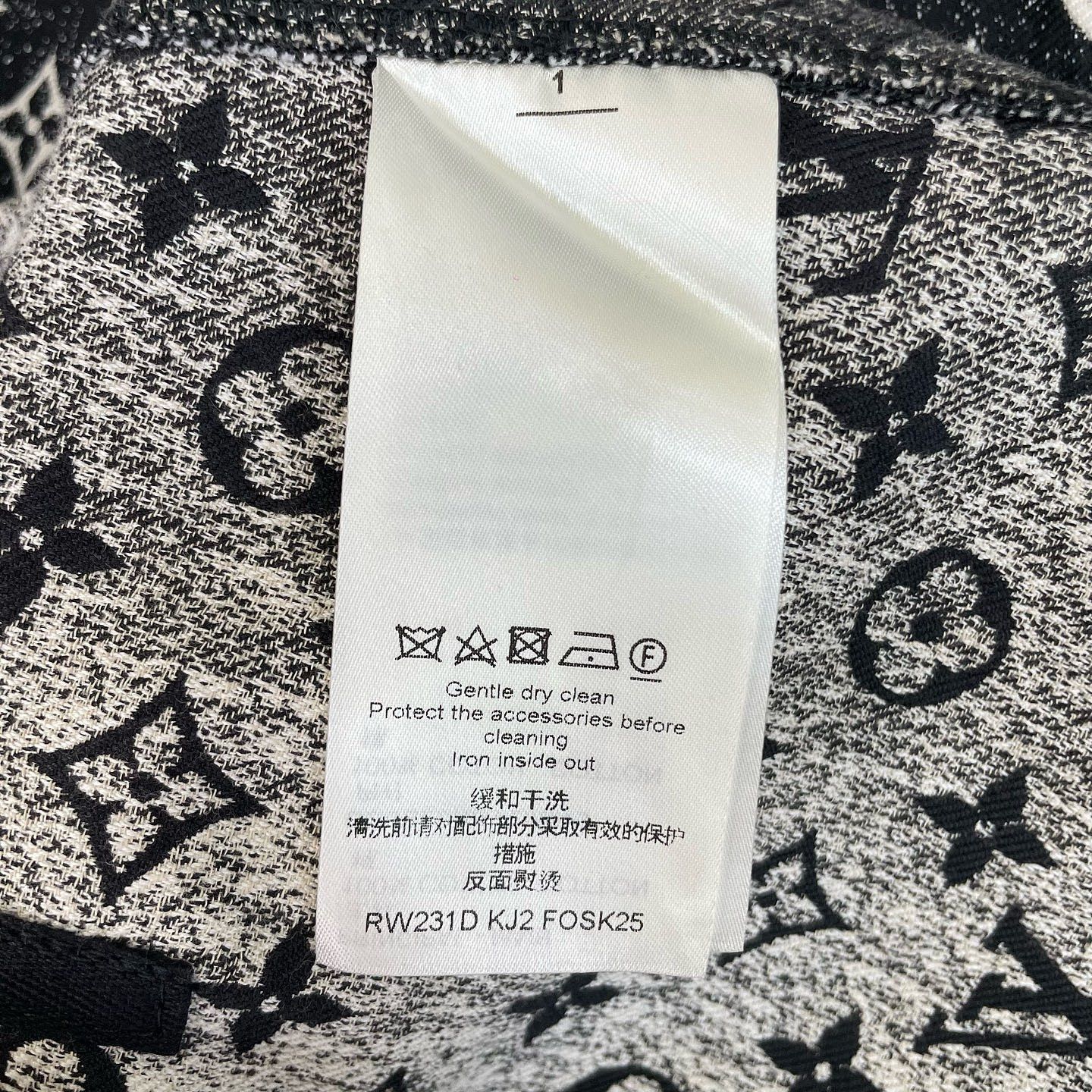 Louis Vuitton Louis Vuitton Monogram Jacquard Mini Skirt Size 34 Size 25" / US 0 / IT 36 - 4 Thumbnail