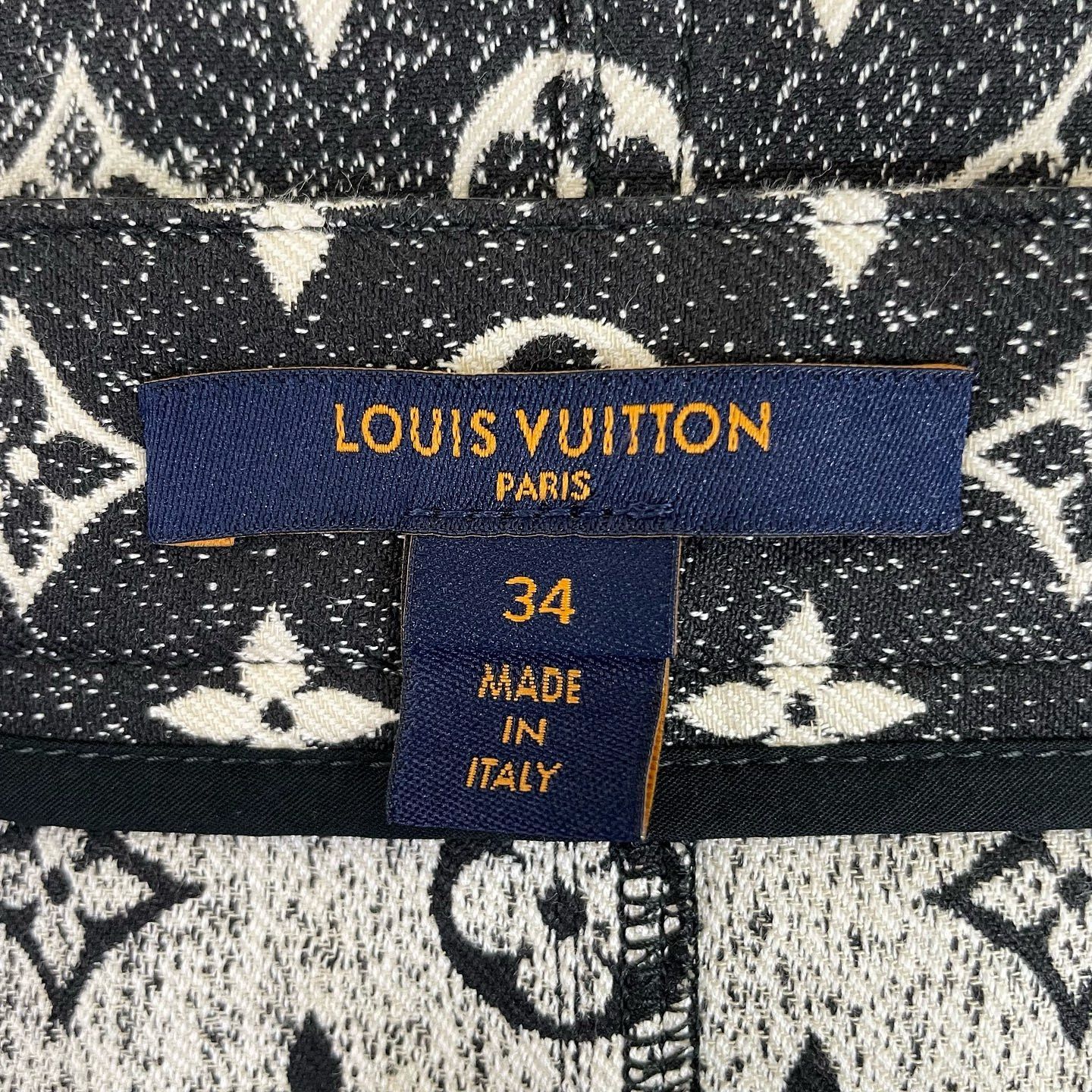 Louis Vuitton Louis Vuitton Monogram Jacquard Mini Skirt Size 34 Size 25" / US 0 / IT 36 - 3 Thumbnail