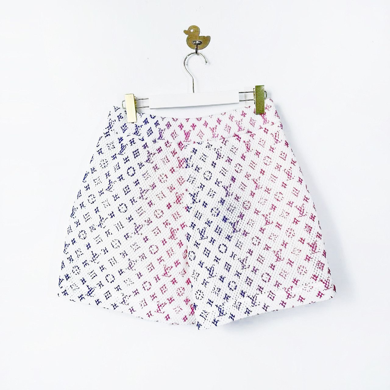 Louis Vuitton Louis Vuitton Gradient Monogram Mesh Shorts Size 38 Size 26" / US 2 / IT 38 - 2 Thumbnail