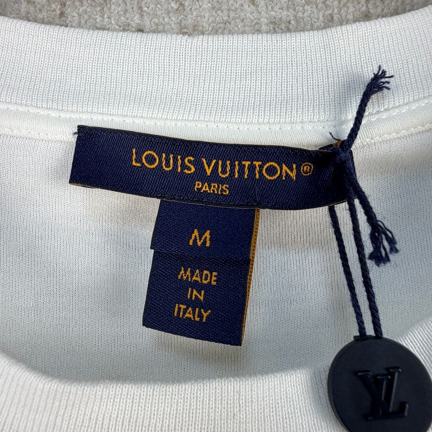 Louis Vuitton Louis Vuitton Chain Detail T-Shirt Size M Size M / US 6-8 / IT 42-44 - 3 Thumbnail