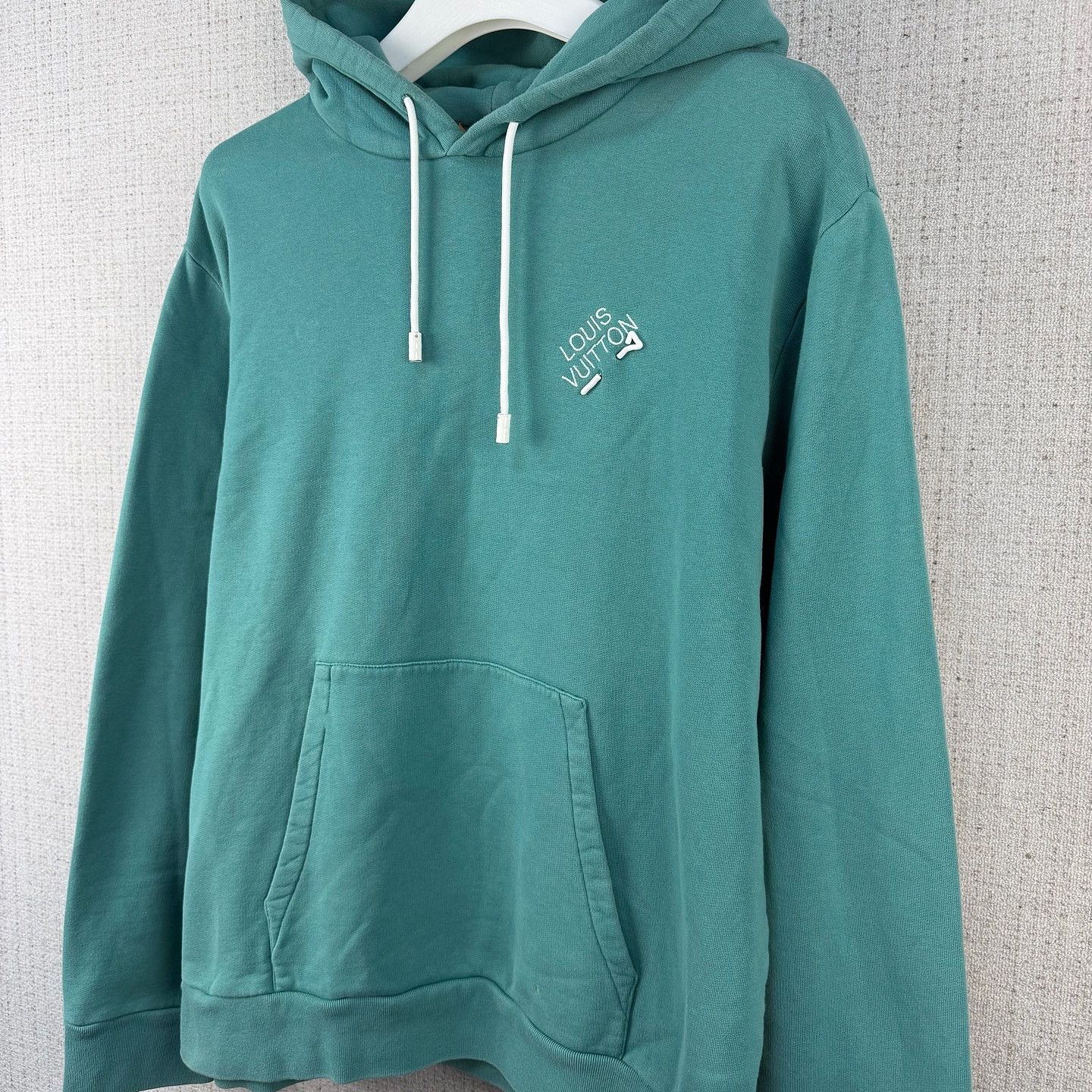 Louis Vuitton Louis Vuitton Logo Hoodie Green Size XL Size US XL / EU 56 / 4 - 6 Thumbnail