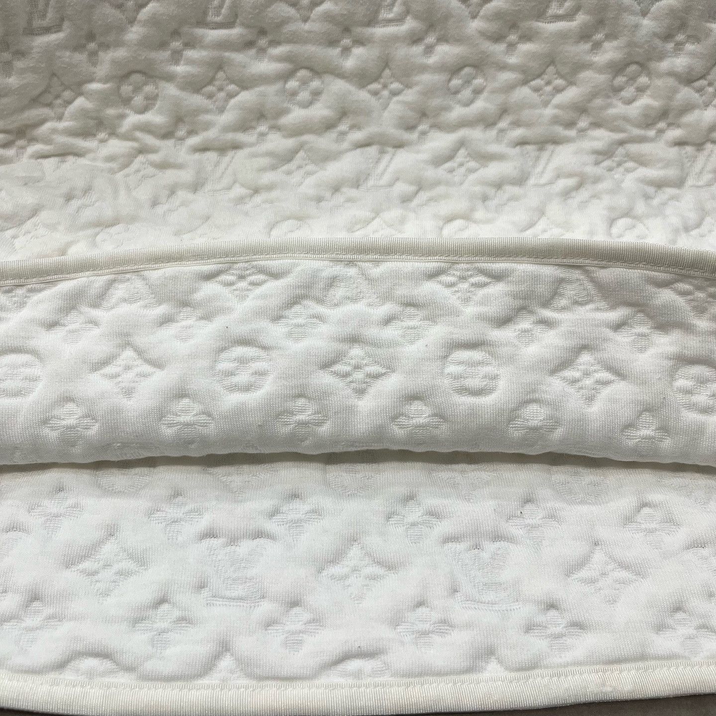 Louis Vuitton Louis Vuitton Embossed Monogram Mini Dress Size XS Size XS / US 0-2 / IT 36-38 - 5 Thumbnail