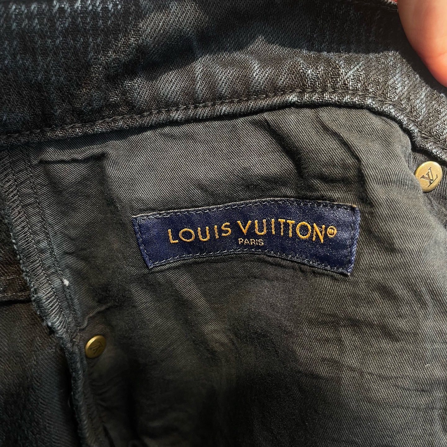 Louis Vuitton Louis Vuitton Monogram Print Denim Jeans Size 34 Size US 34 / EU 50 - 3 Thumbnail